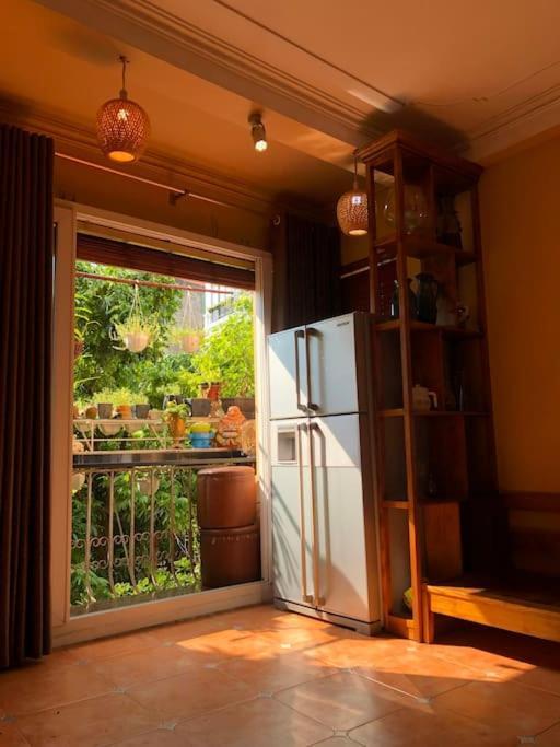 Pomelo - Sun's - View