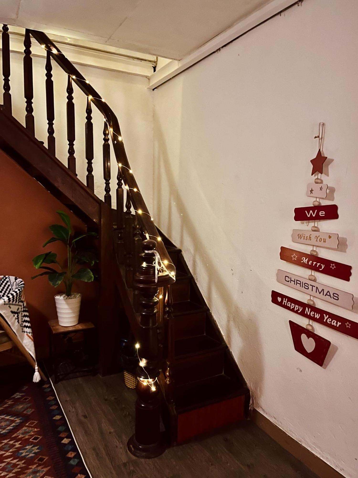 Sen's Cozy House - 02 Queen Beds - Kitchen - Center Of Old Quarter, Hoan Kiem District Hanoi