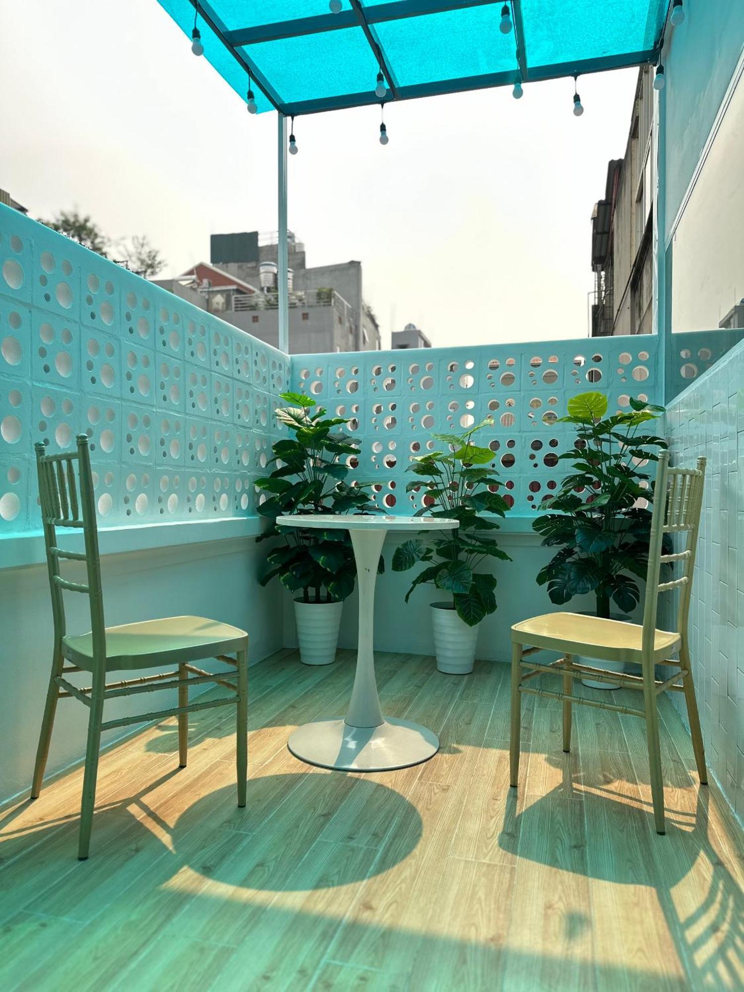 La Casa Di Dicembre - Nguyen Nhu Do Hà Nội