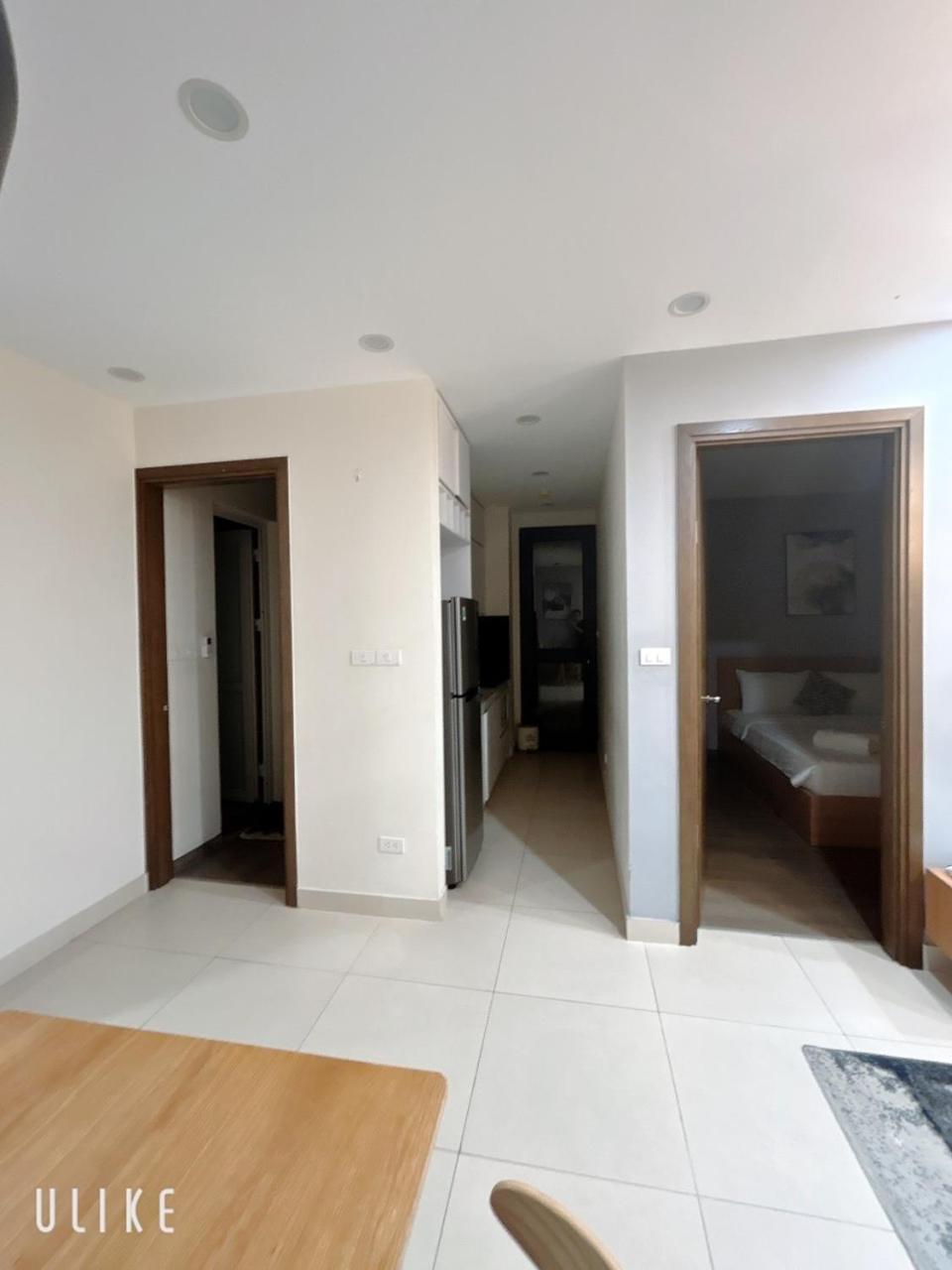 Apartment Free Airport Pick-up Flc Pham Hung 2br Hanoi