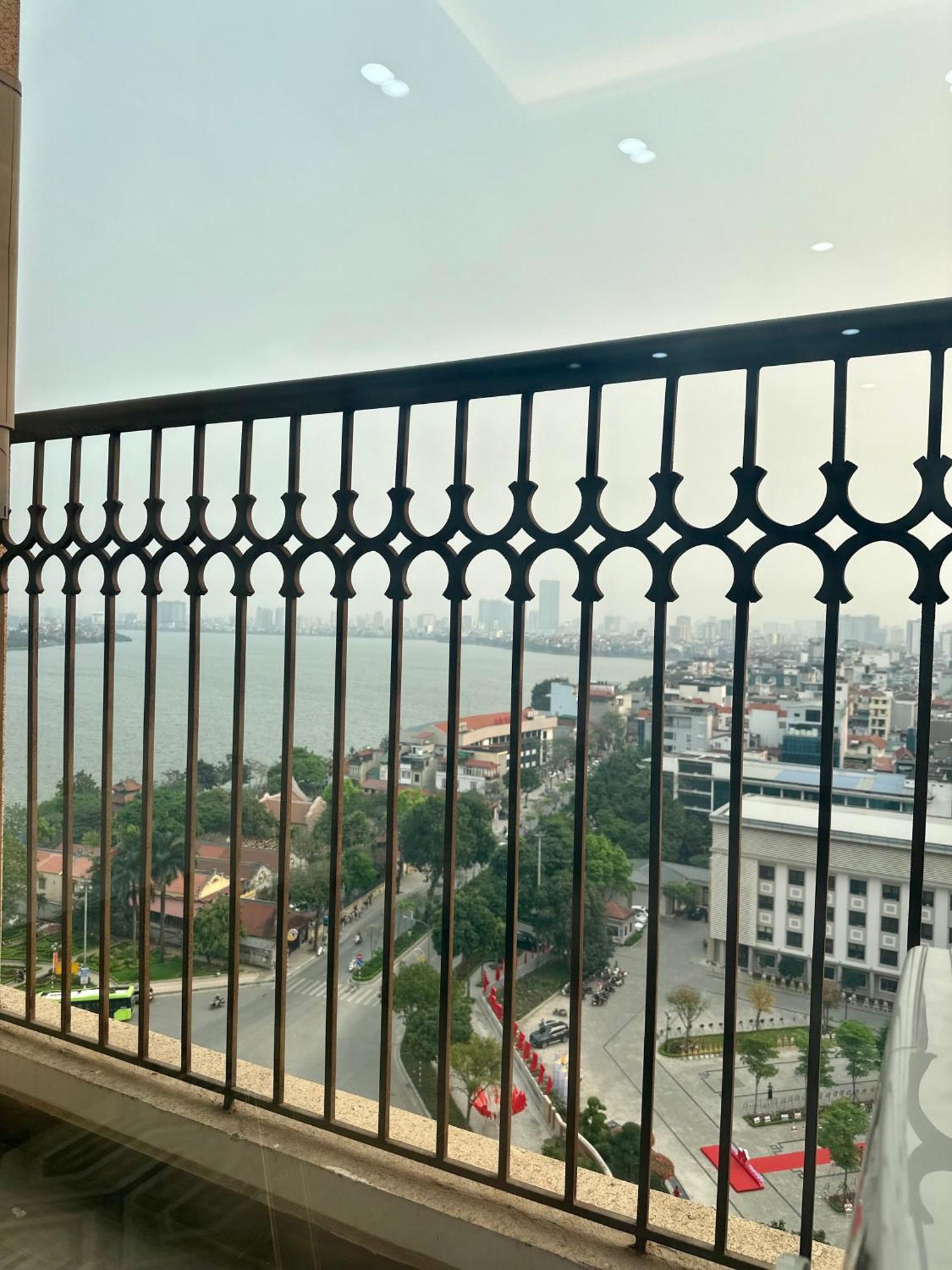 Ho Cao Cap D'. Ei Dorado Tay Ho Apartamento