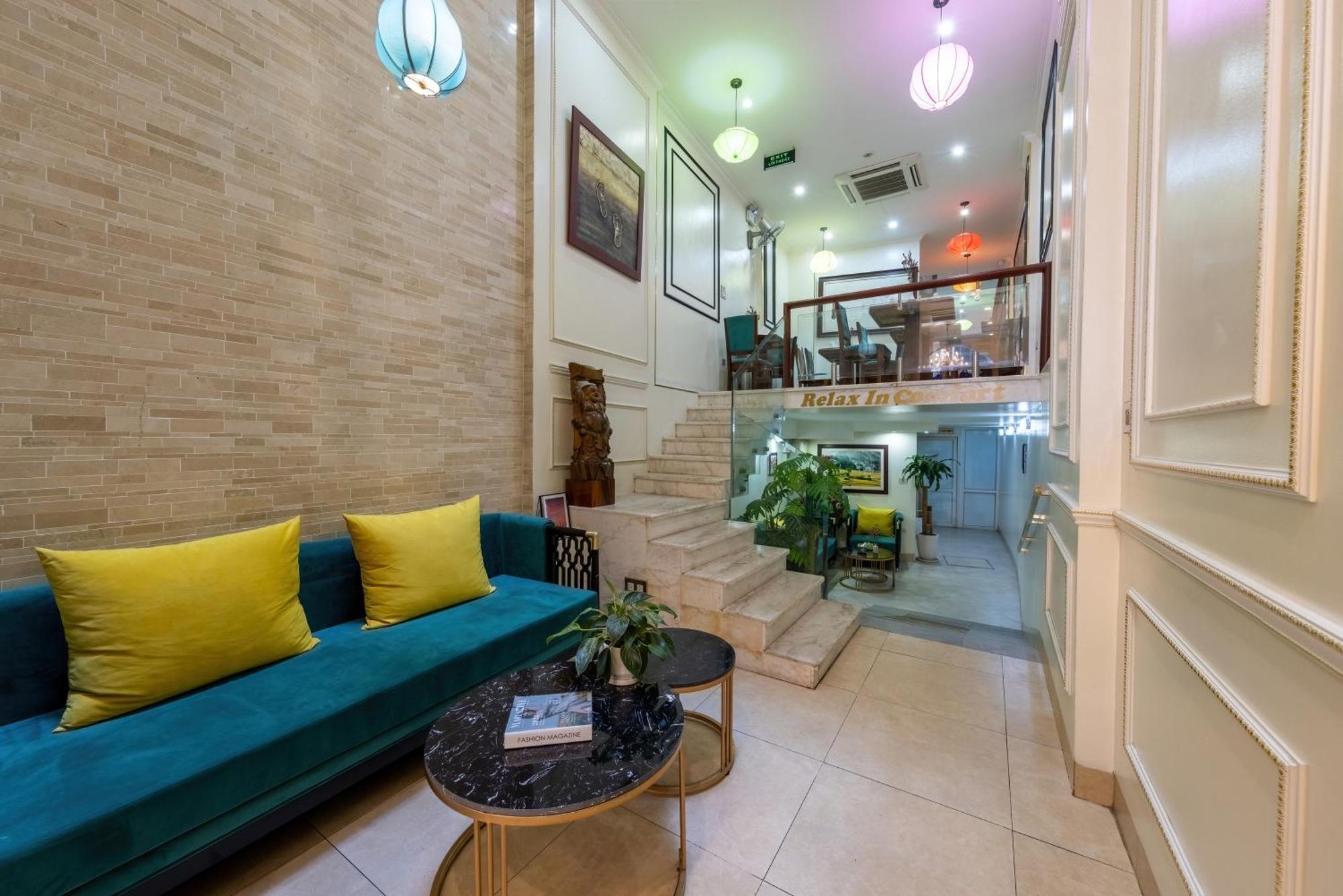 Hotel Bella Premier & Rooftop Skybar Hanoi