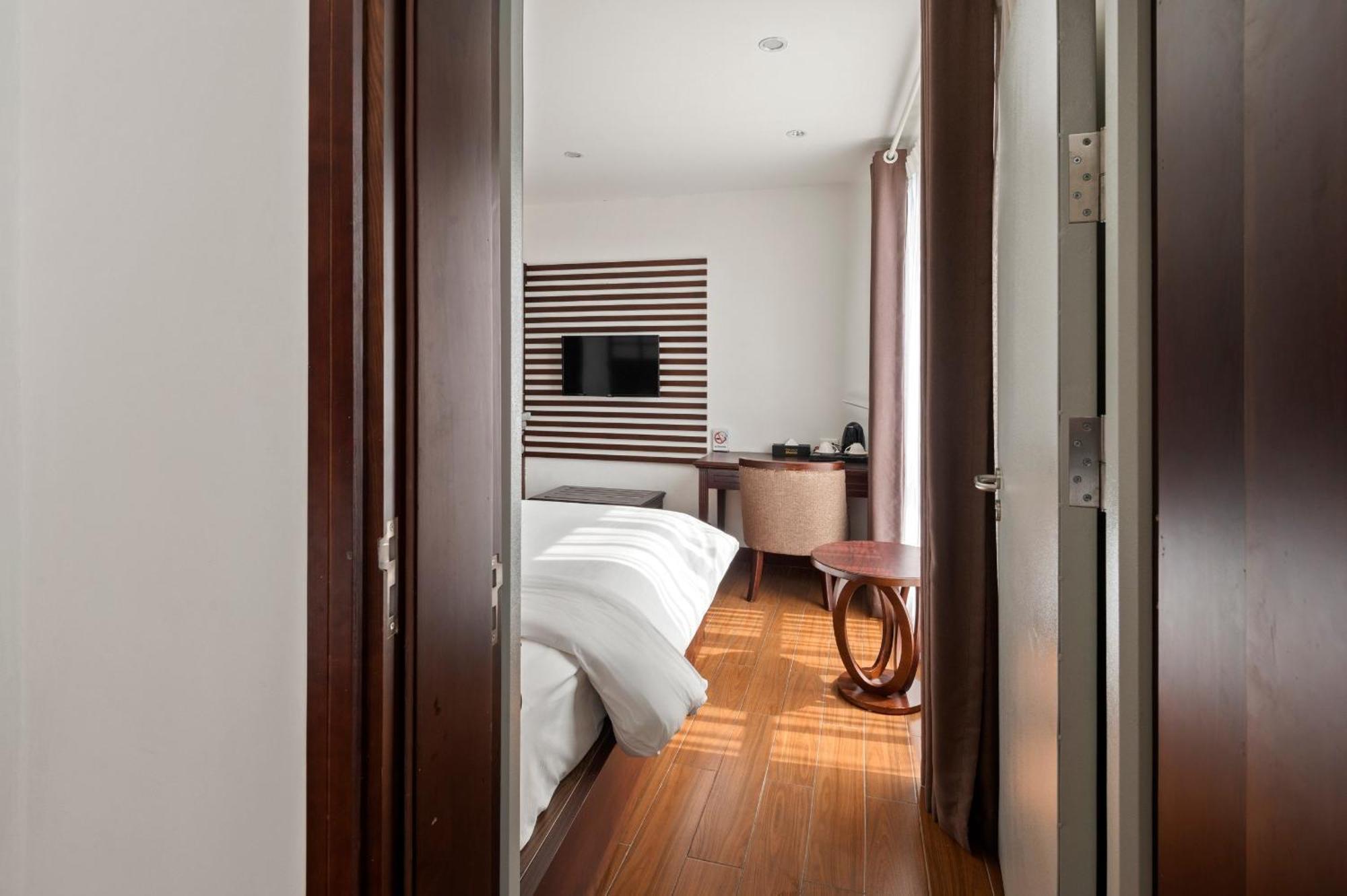 Hotel Sunny 22land 2 4*