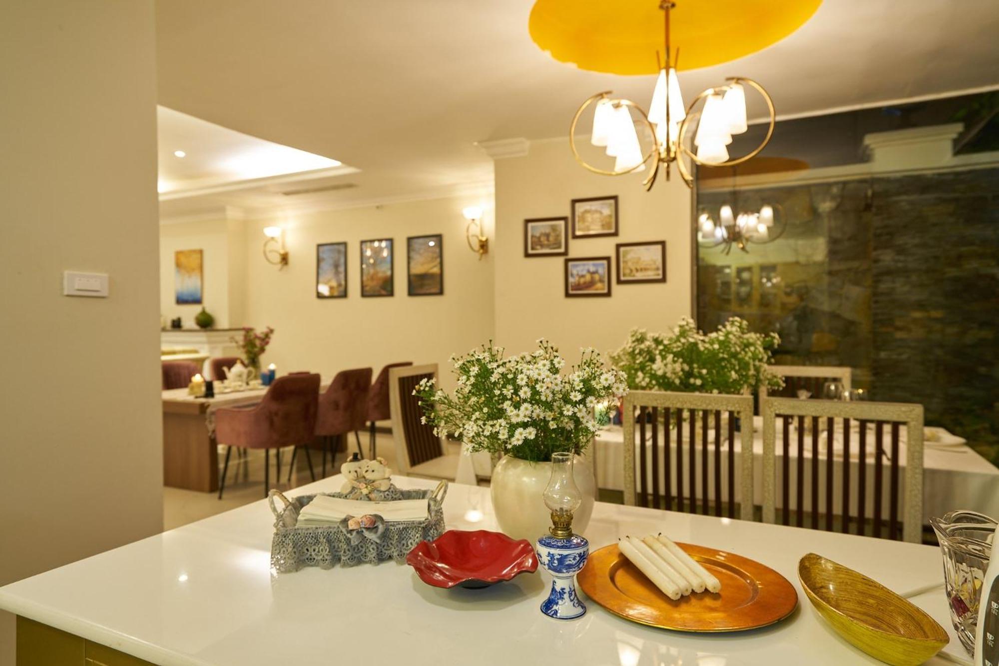 Charming Luxury With Outdoor And Garden 4 Bedrooms Hanói
