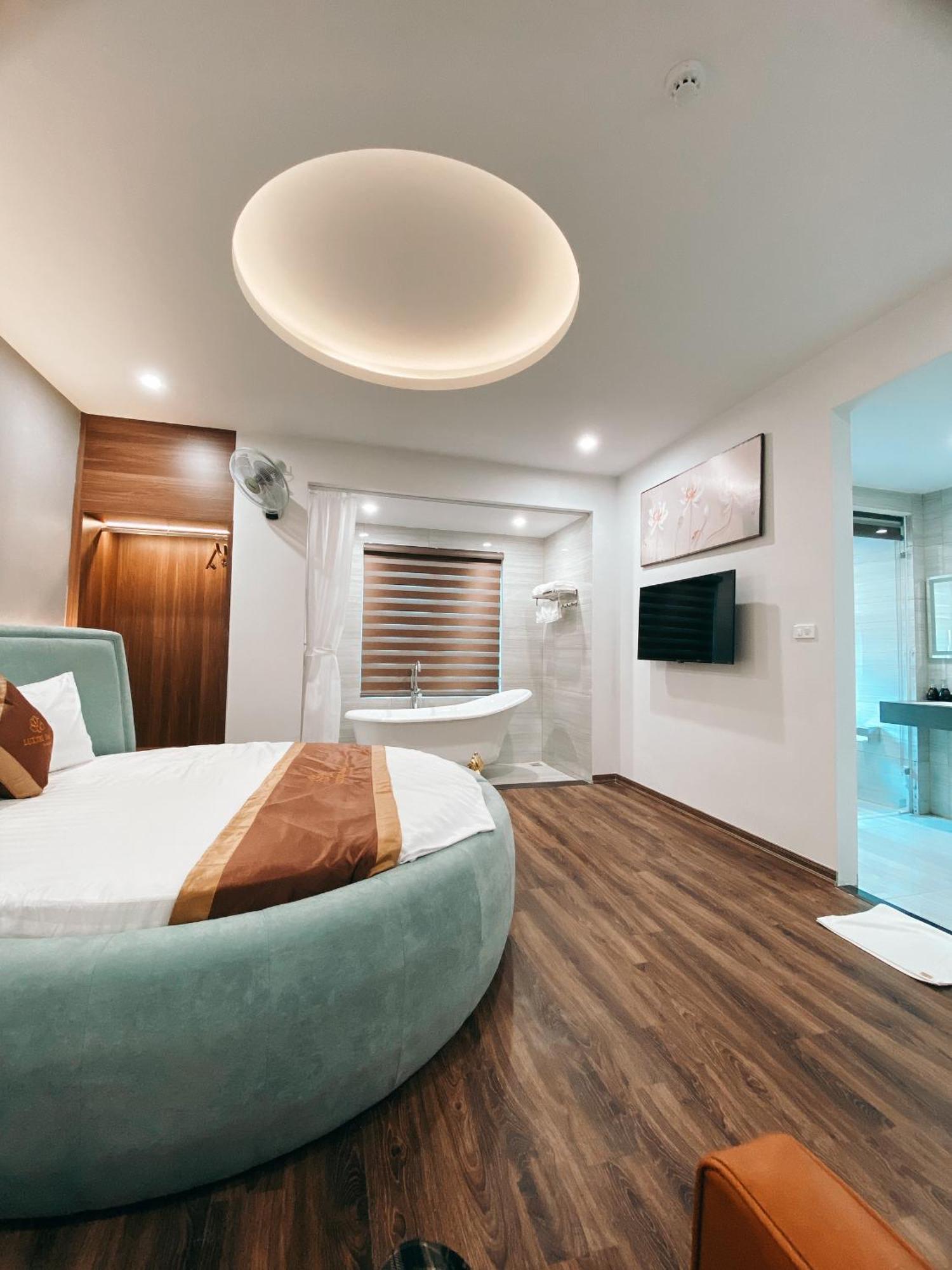 Luxtel Ngoai Giao Doan Hanoi