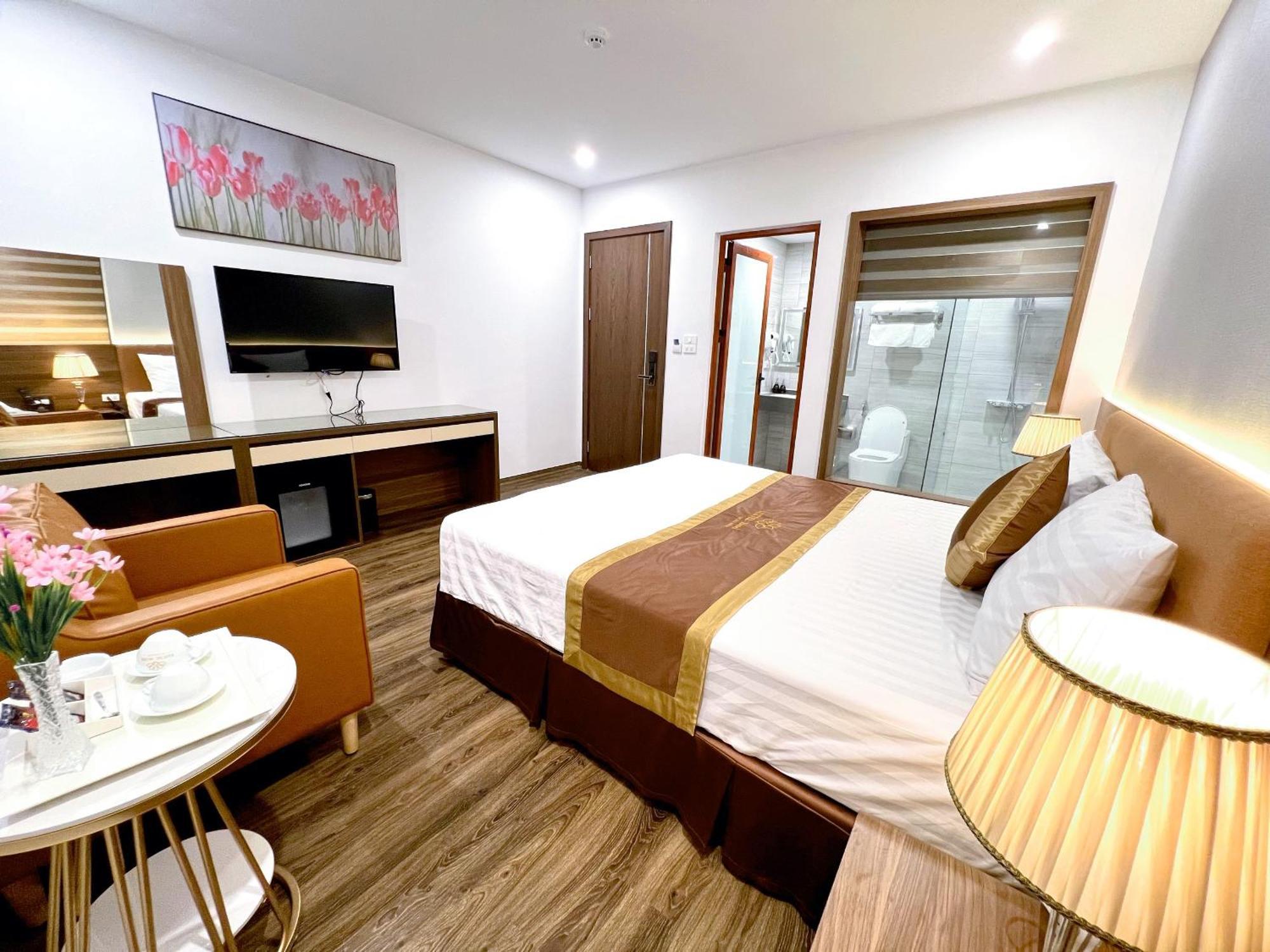 Luxtel Ngoai Giao Doan Hotel 2*