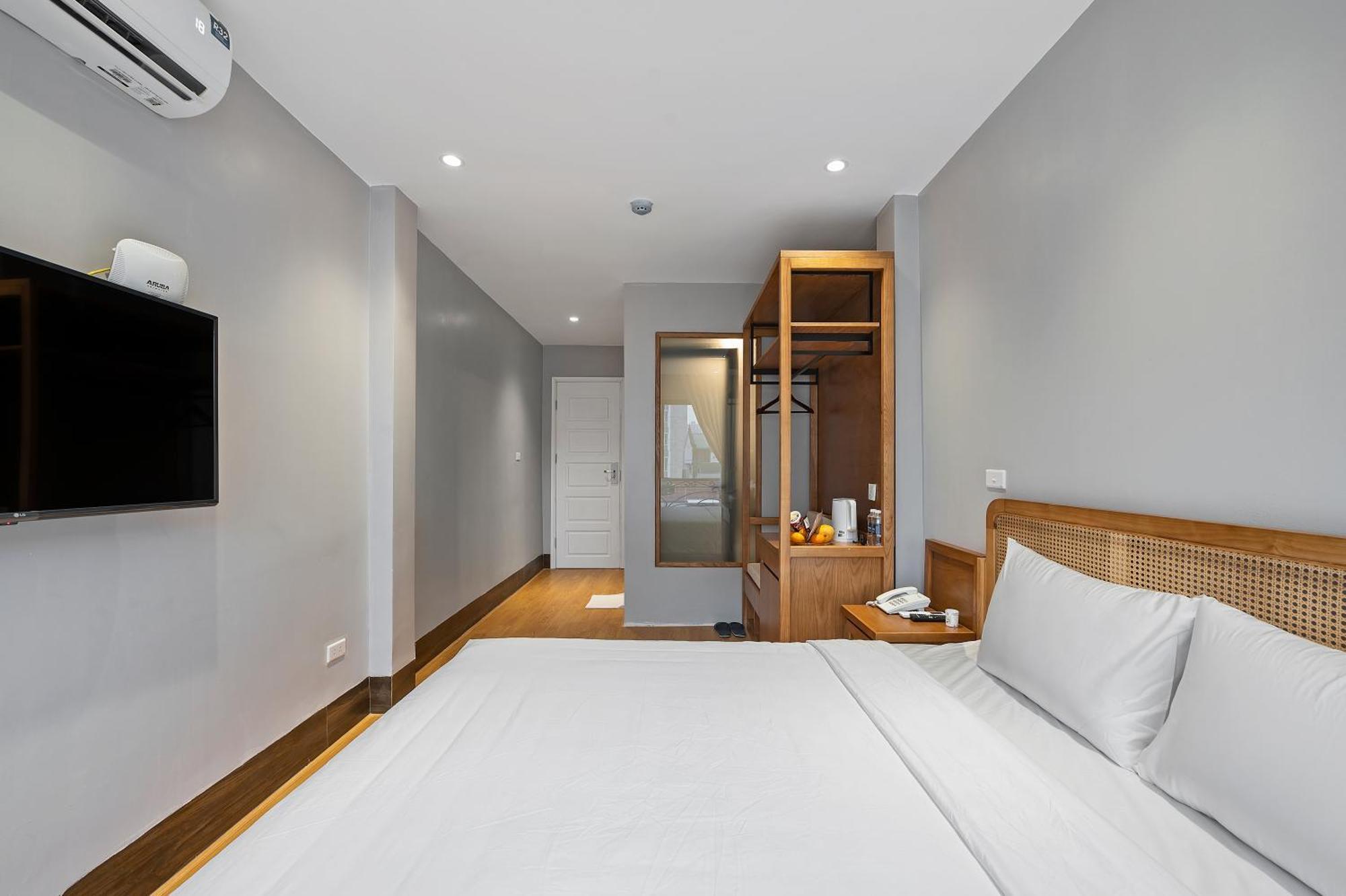Hotel Lakeview Hanoi