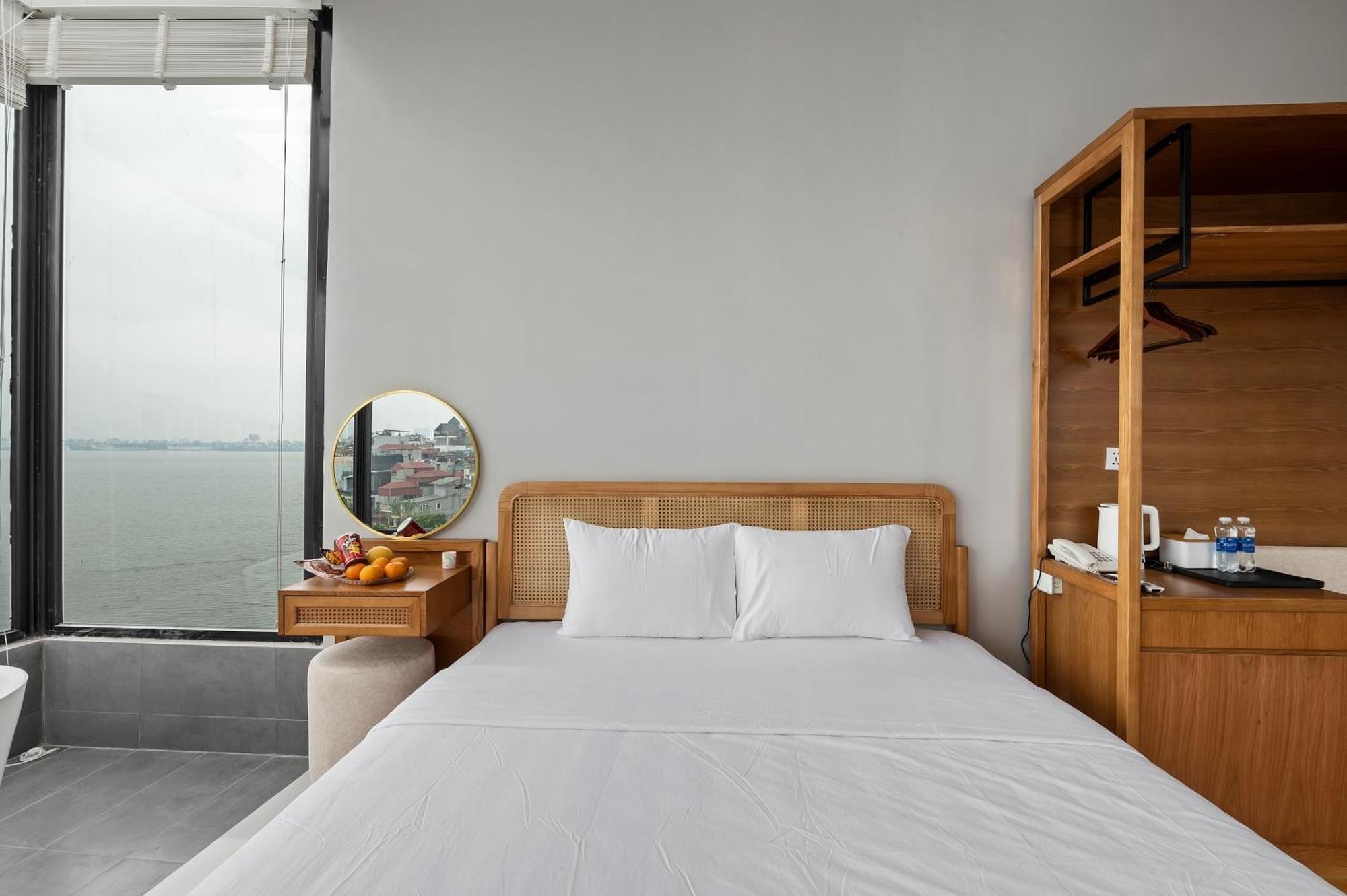 Lakeview Hotel Hanoi