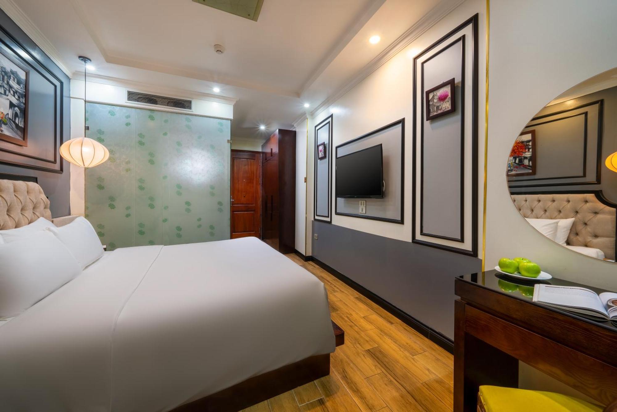 Bella Premier & Rooftop Skybar Hotel Hanoi
