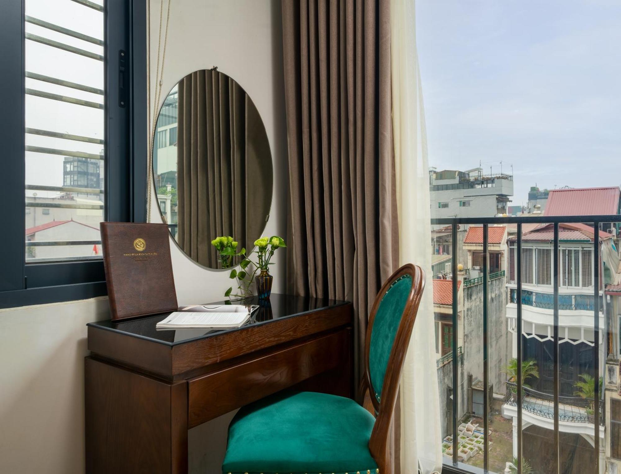 Bella Premier & Rooftop Skybar Hotel Hanoi