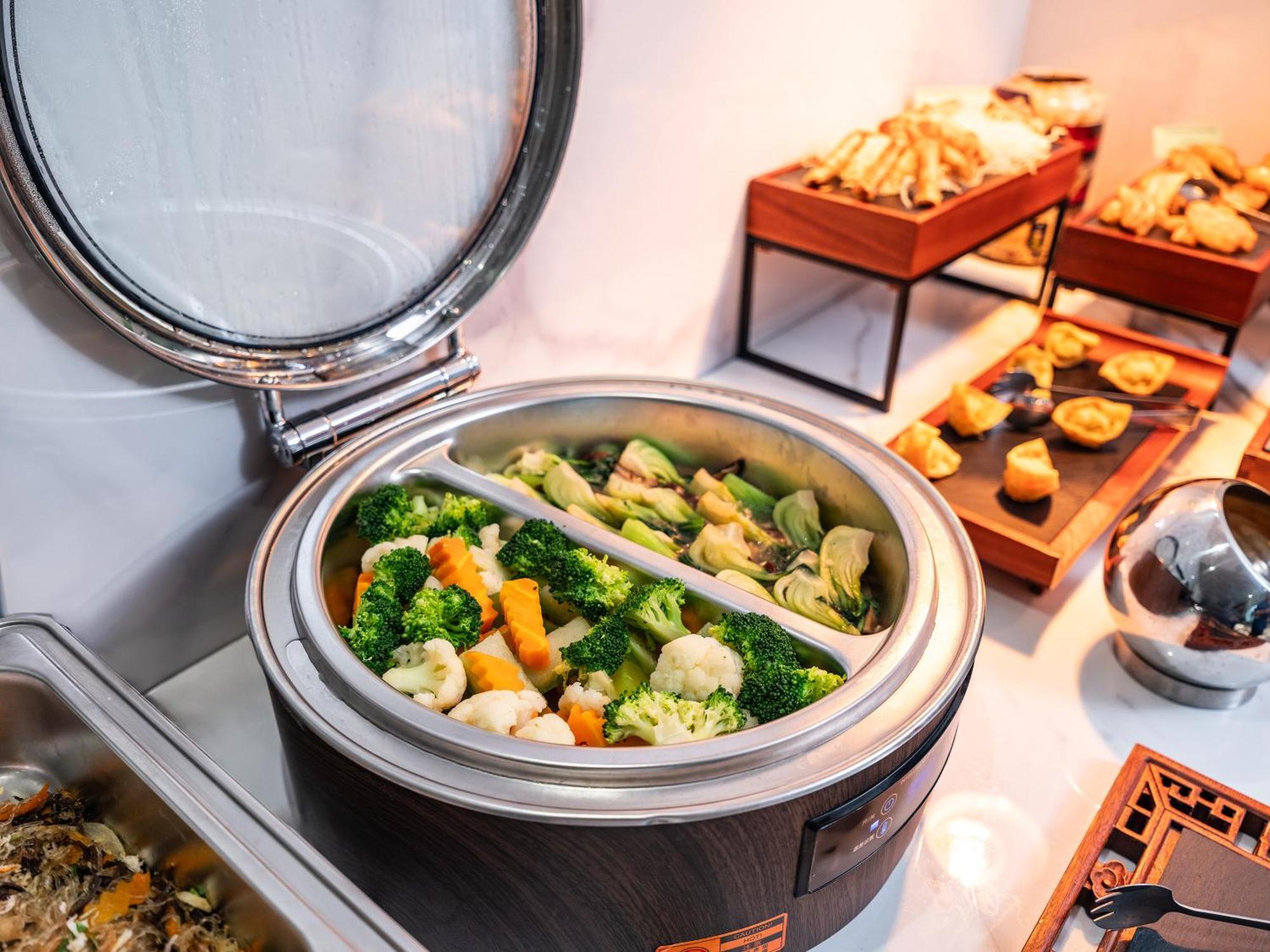 L'signature & Khách sạn Hà Nội