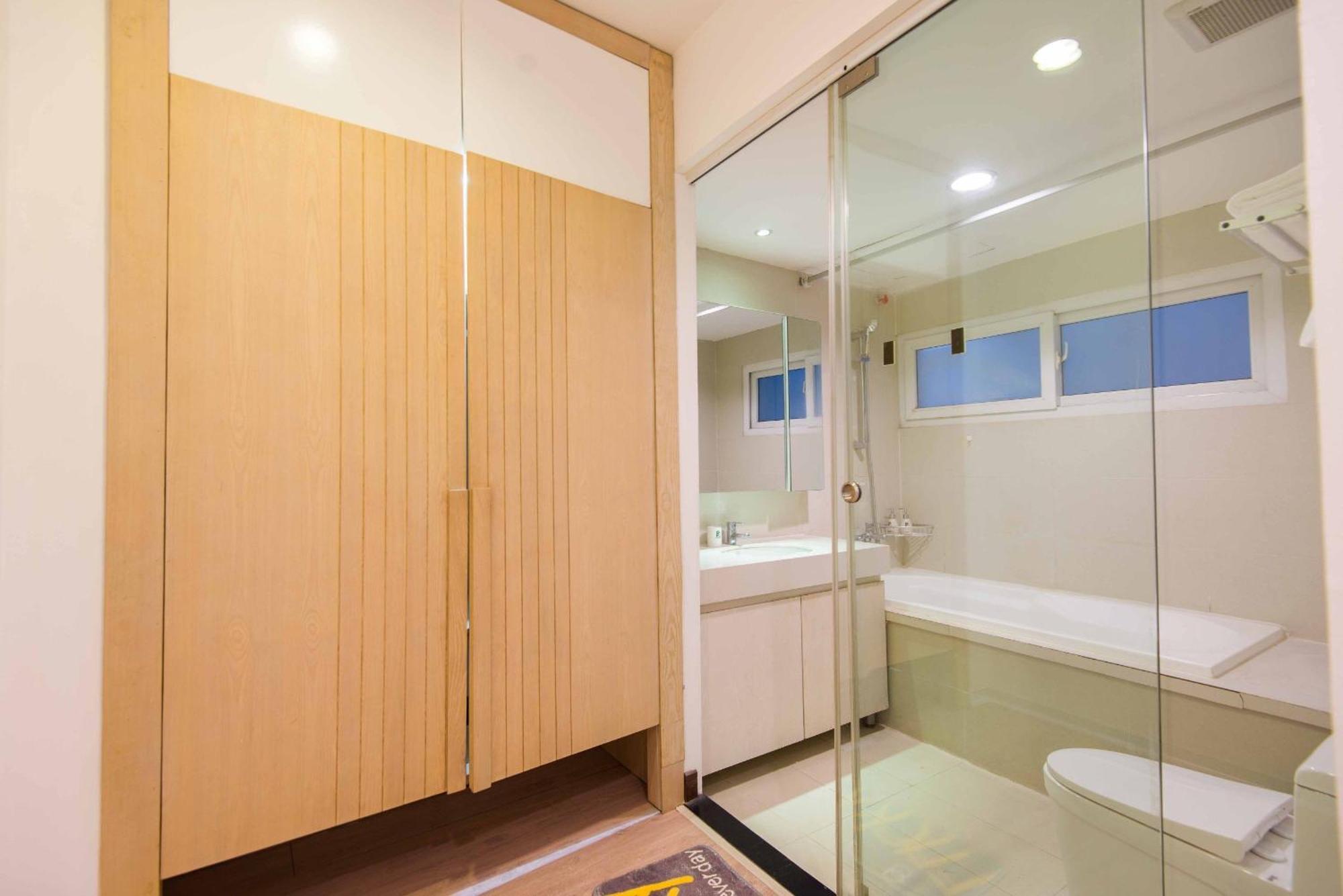 Luxe Paradise Quang Khanh Apartment Hanoi