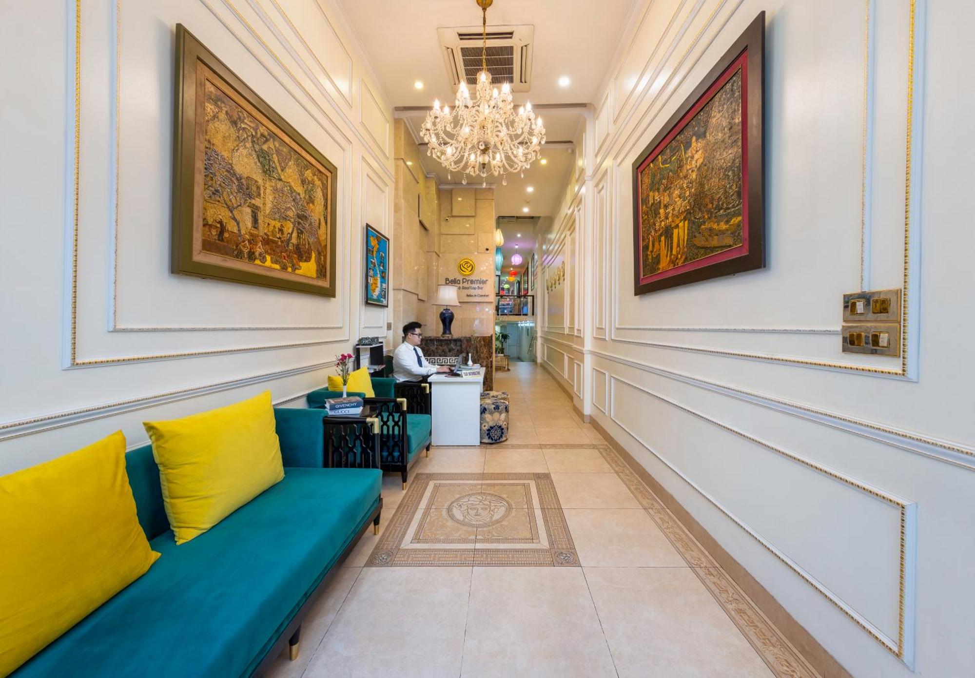 Bella Premier & Rooftop Skybar Hotel 4*