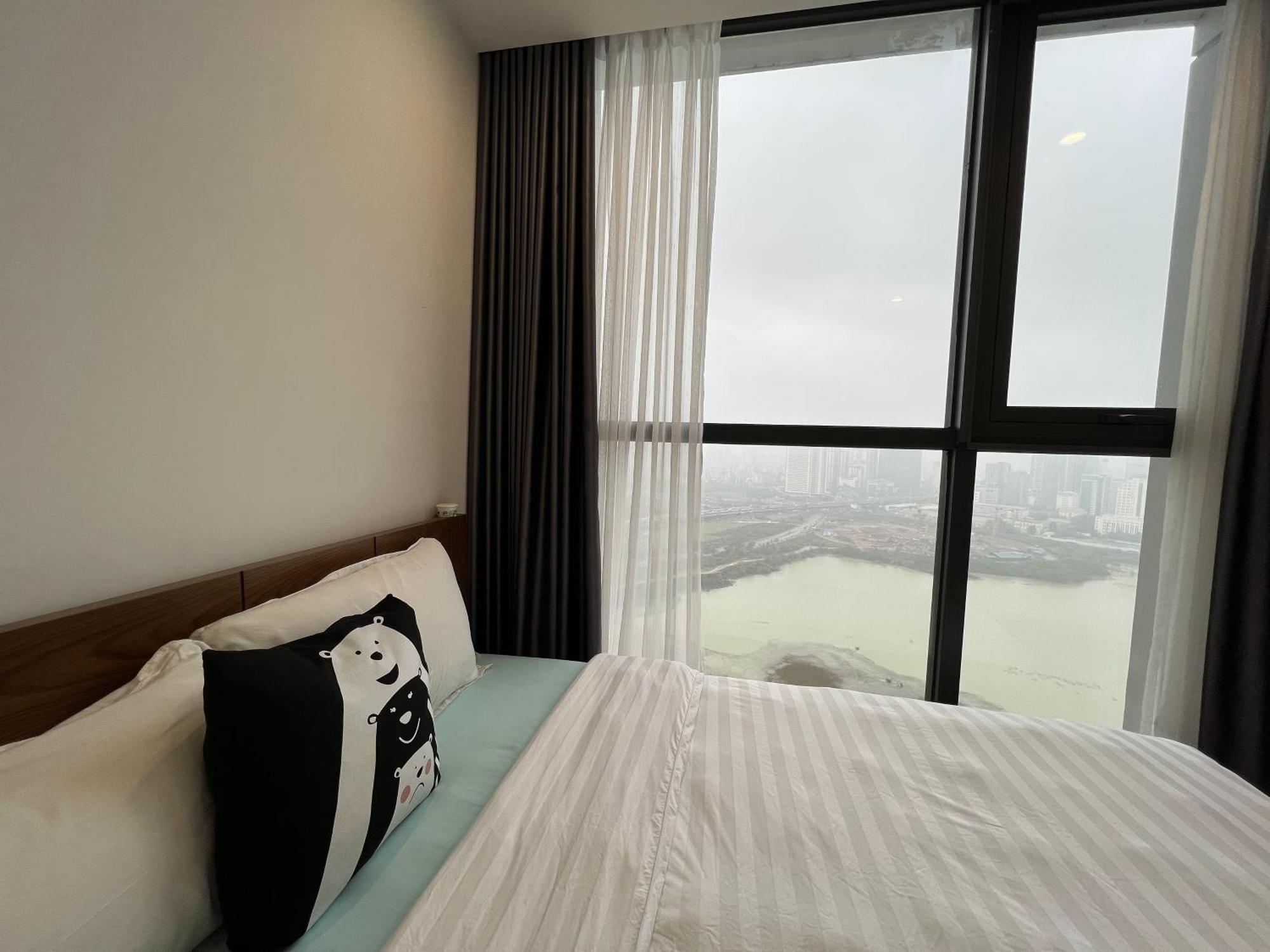 Apartamento Vinhomes Skylake Luxury 3 Br *