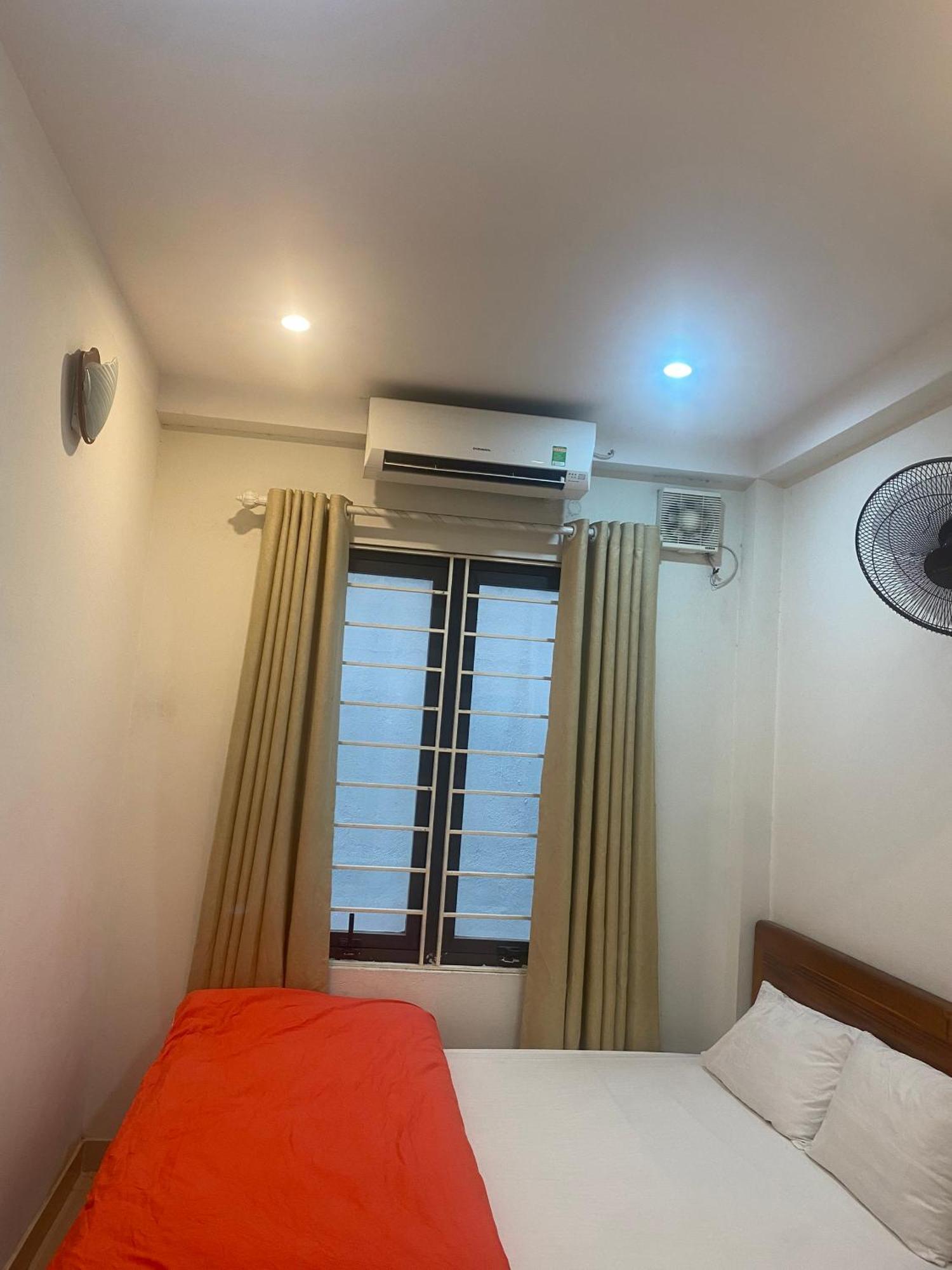 Nam Cuong - Phong Don Co Cua So Thoang Mat Khep Kin - Thang Bed & Breakfast