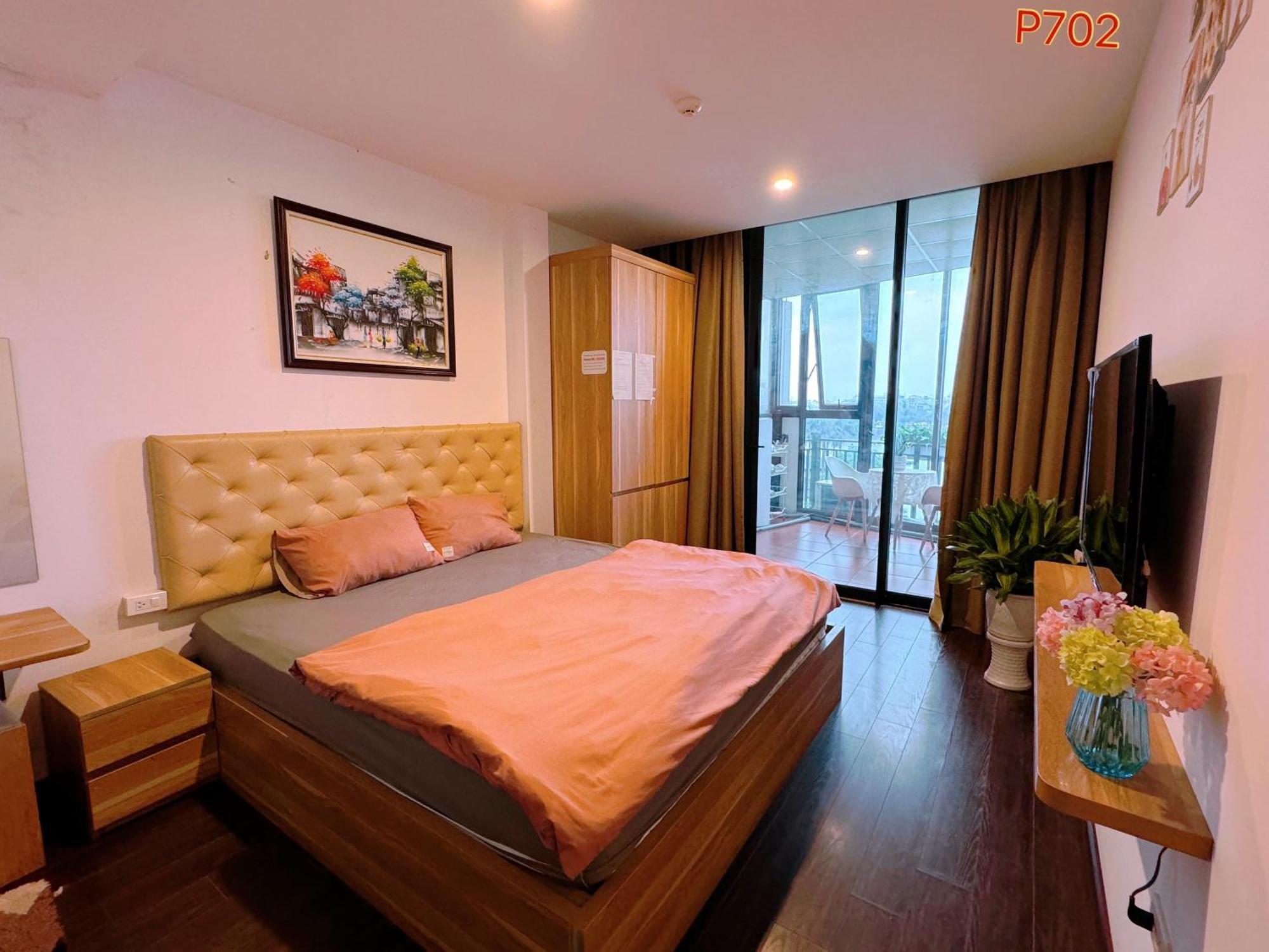Windy Lakeview Ha Noi Apartment *