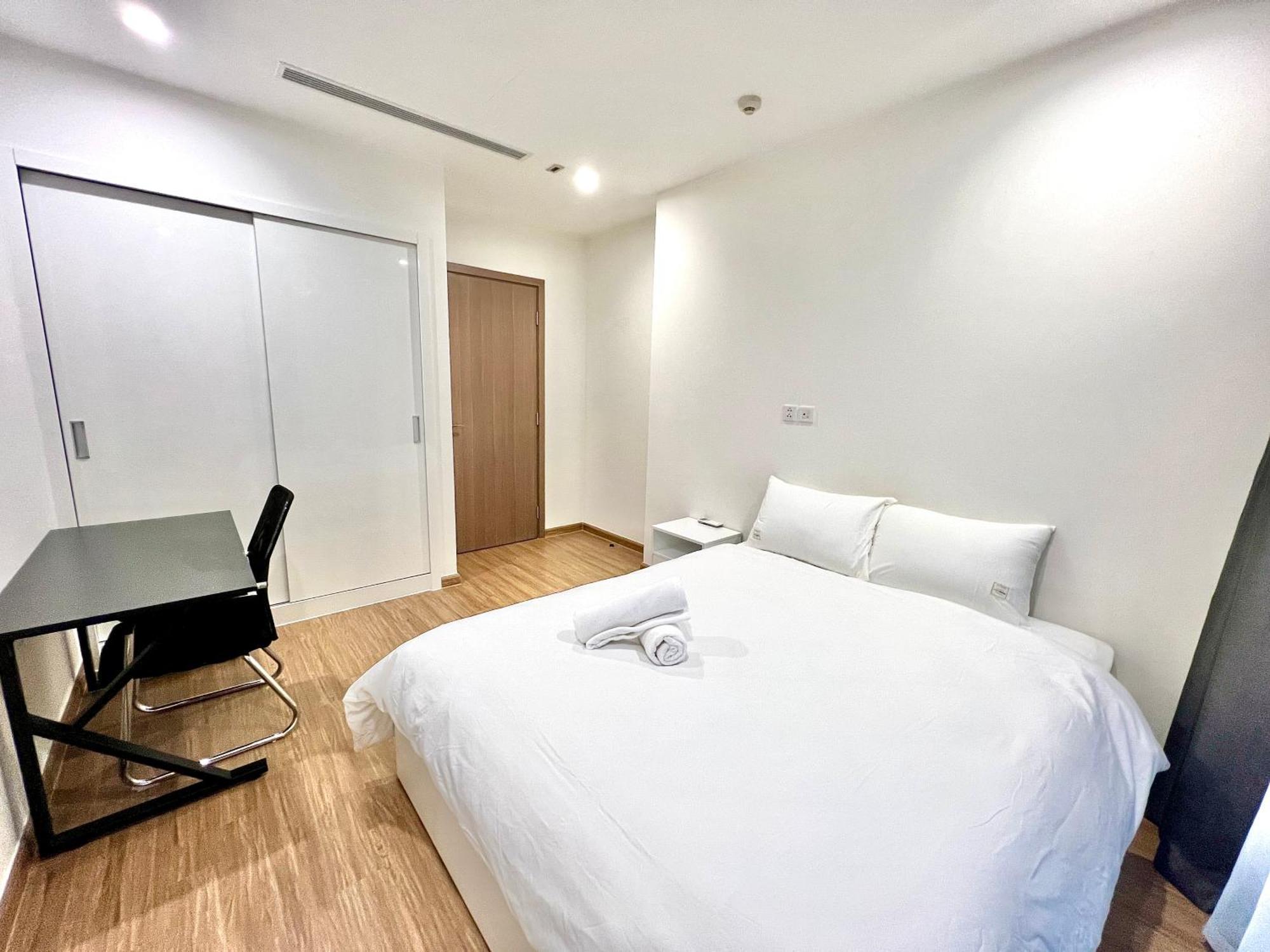 Nanahousing-3 Bedroom Vinhomes Skylake