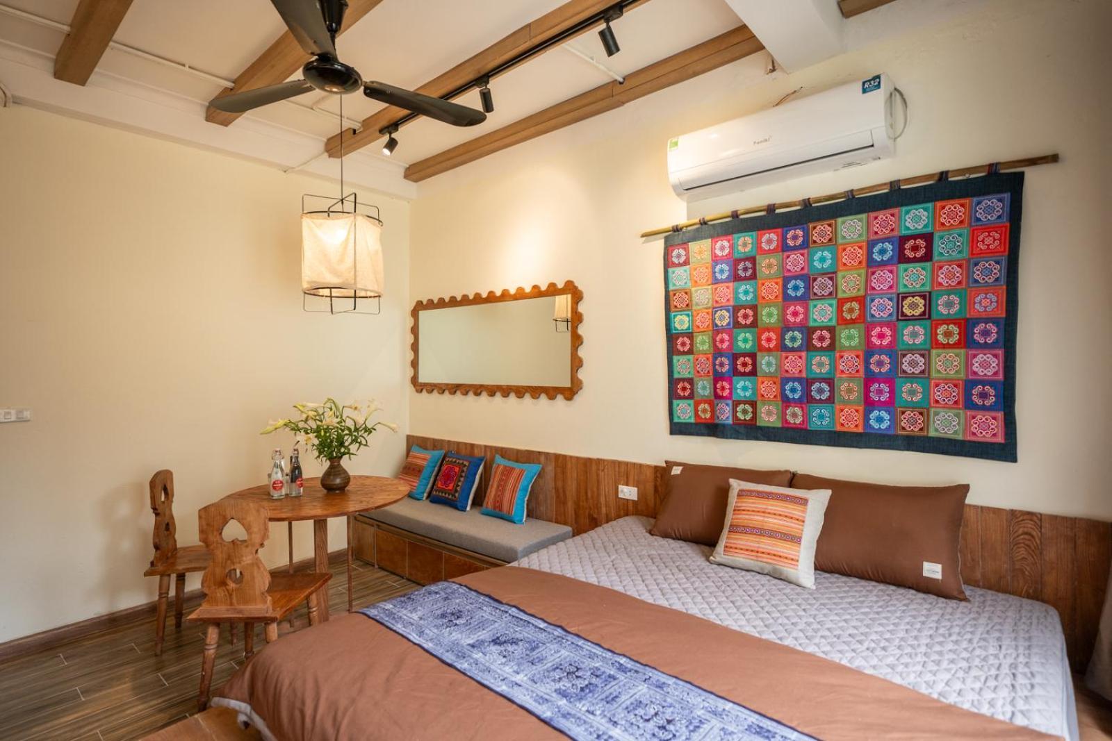 Pao Next To Hoan Kiem With Free Laundry *