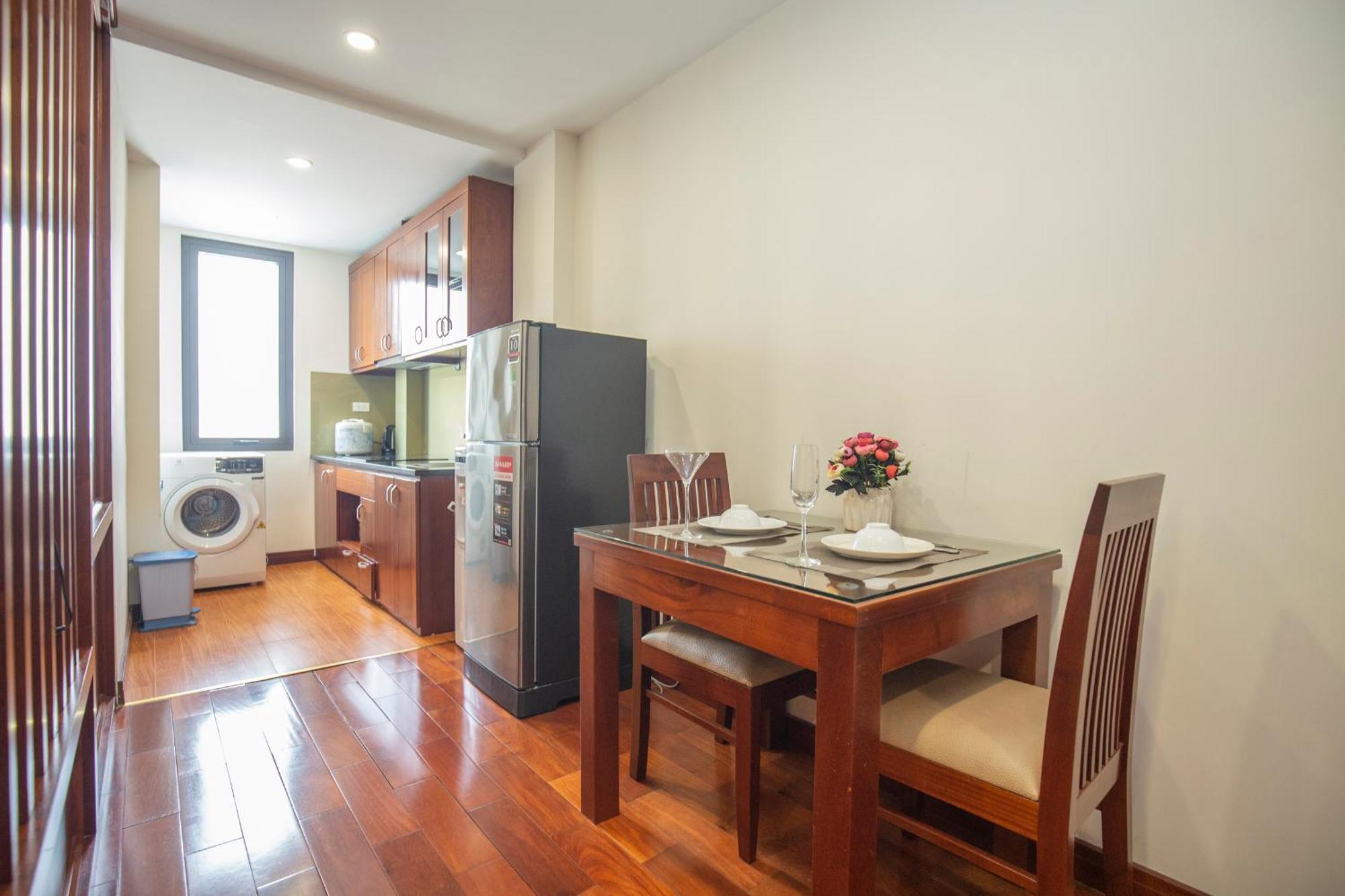 Sumitomo 10 Apartment- No 66 Lane 12 Dao Tan Street Apartment *