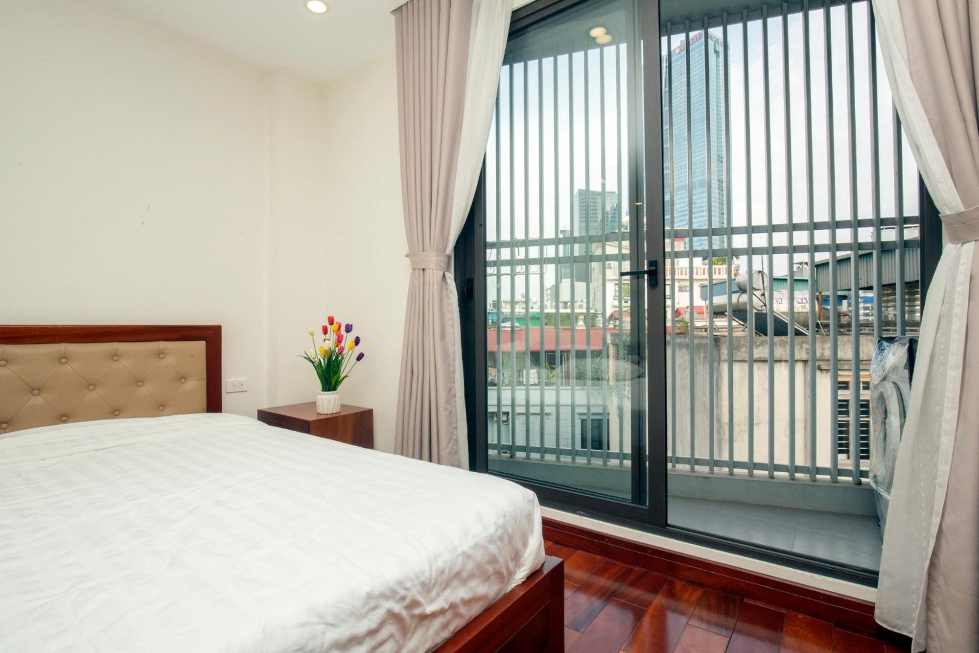 Apartment Sumitomo 10 Apartment- No 66 Lane 12 Dao Tan Street *