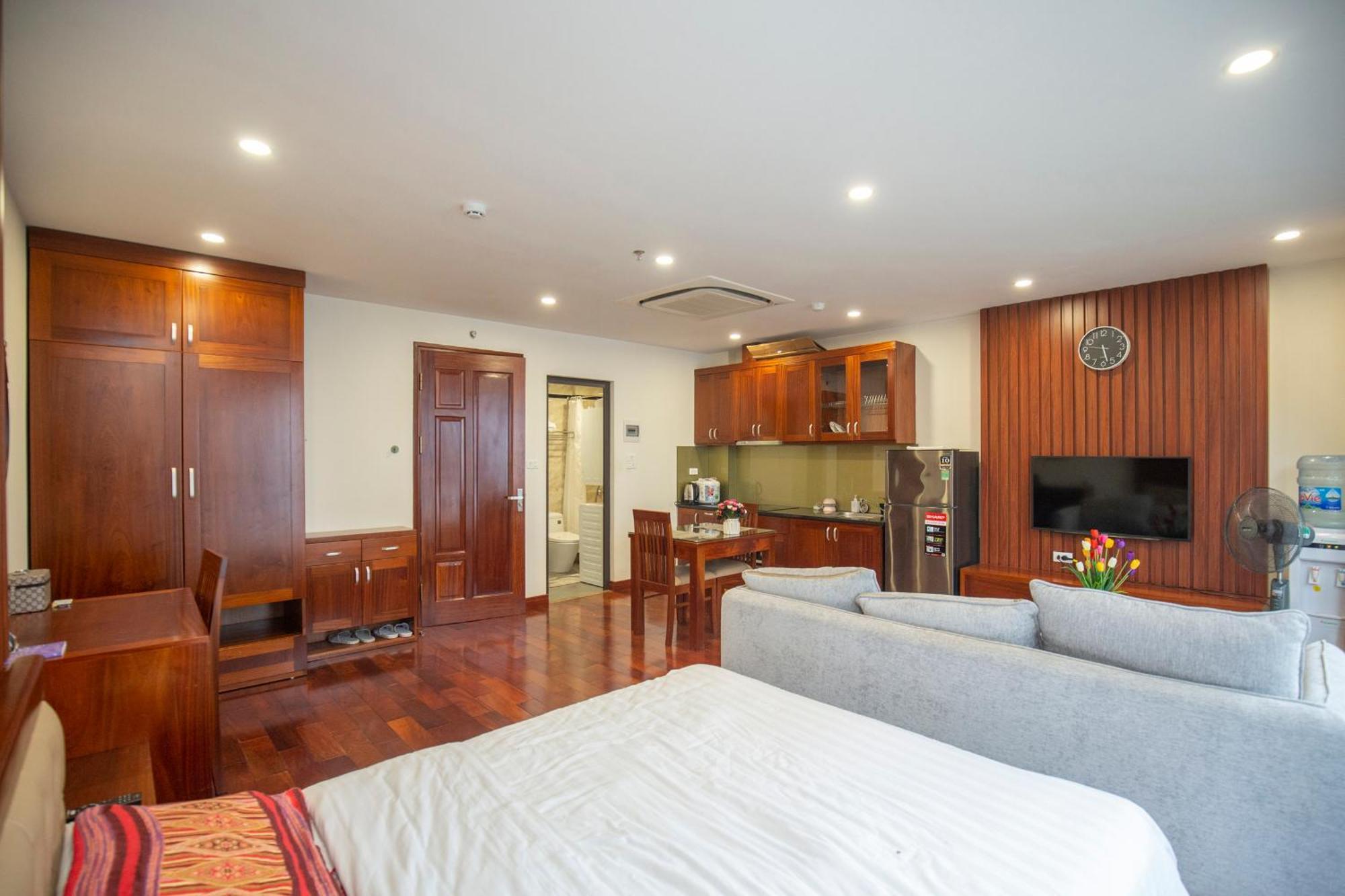 Sumitomo 10 Apartment- No 66 Lane 12 Dao Tan Street *