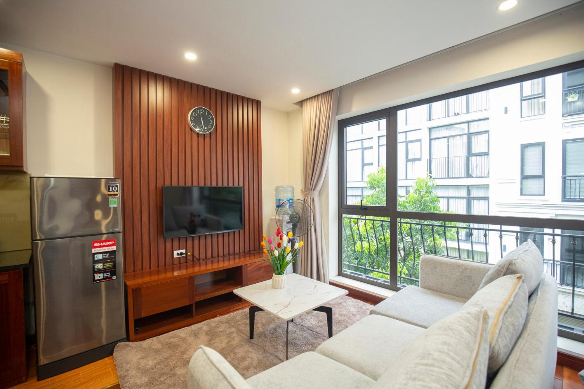 Sumitomo 10 Apartment- No 66 Lane 12 Dao Tan Street *