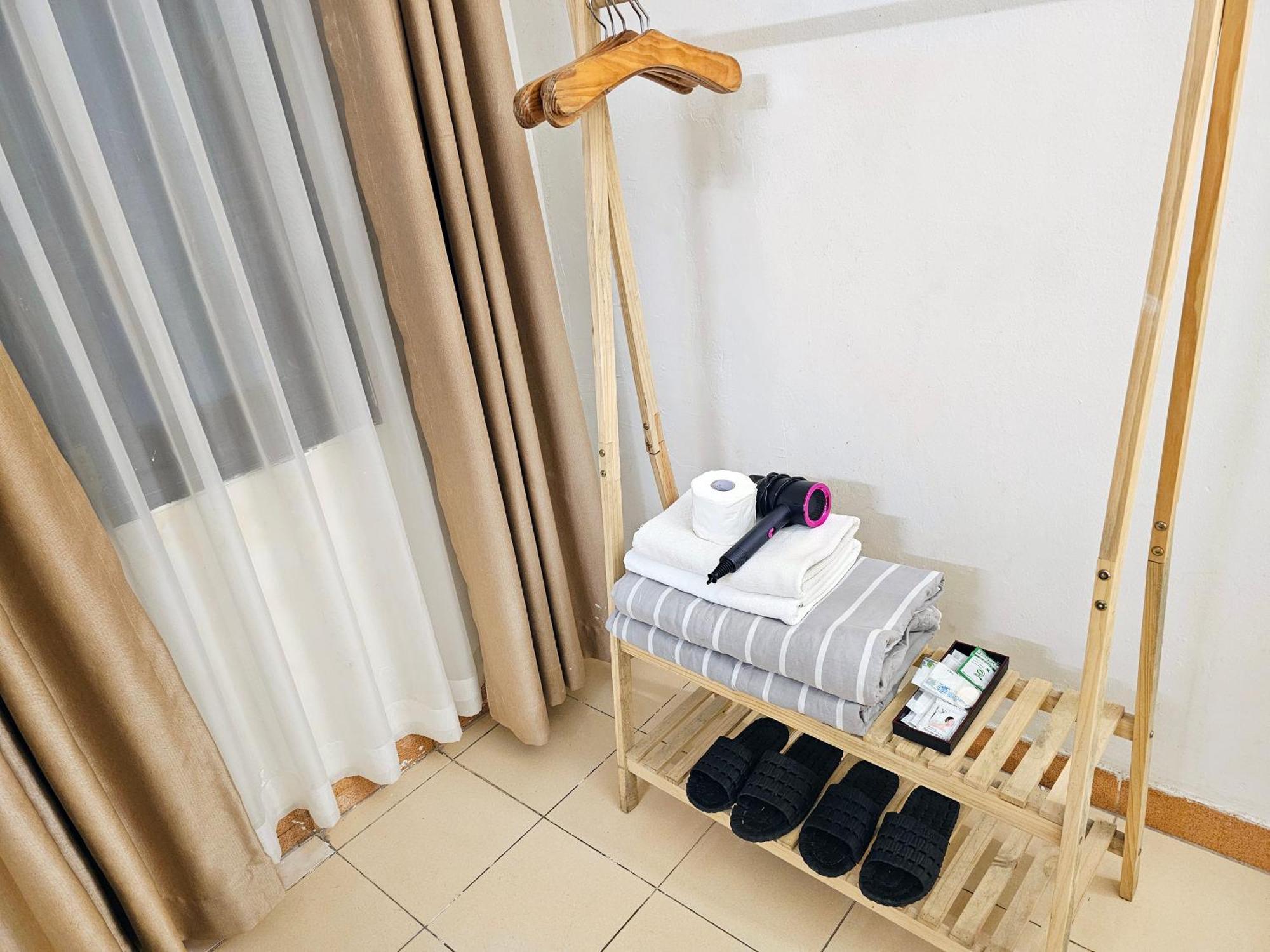 Especen Hotel 2*