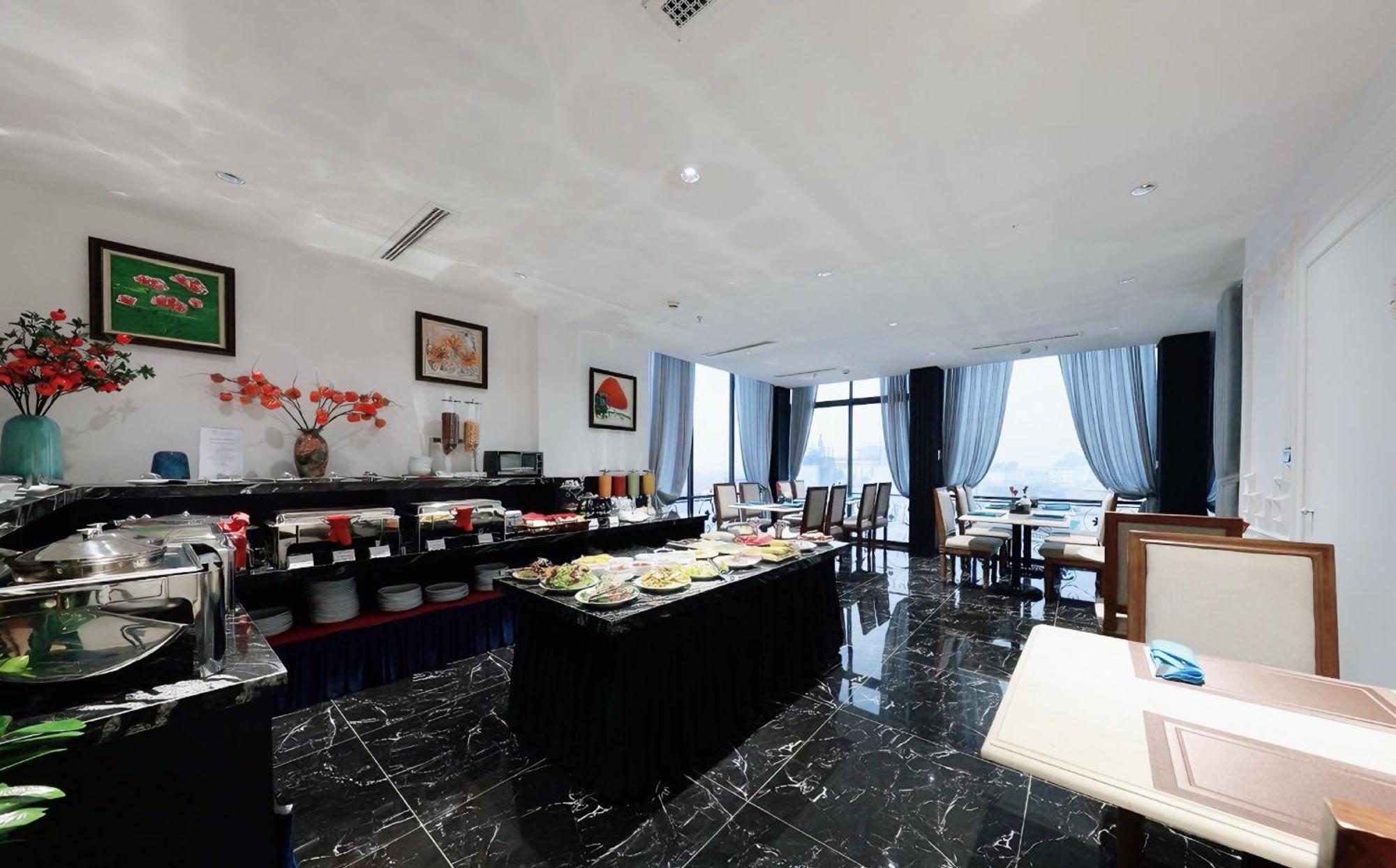 Dalvostro Valentino & Hotel Hanoi
