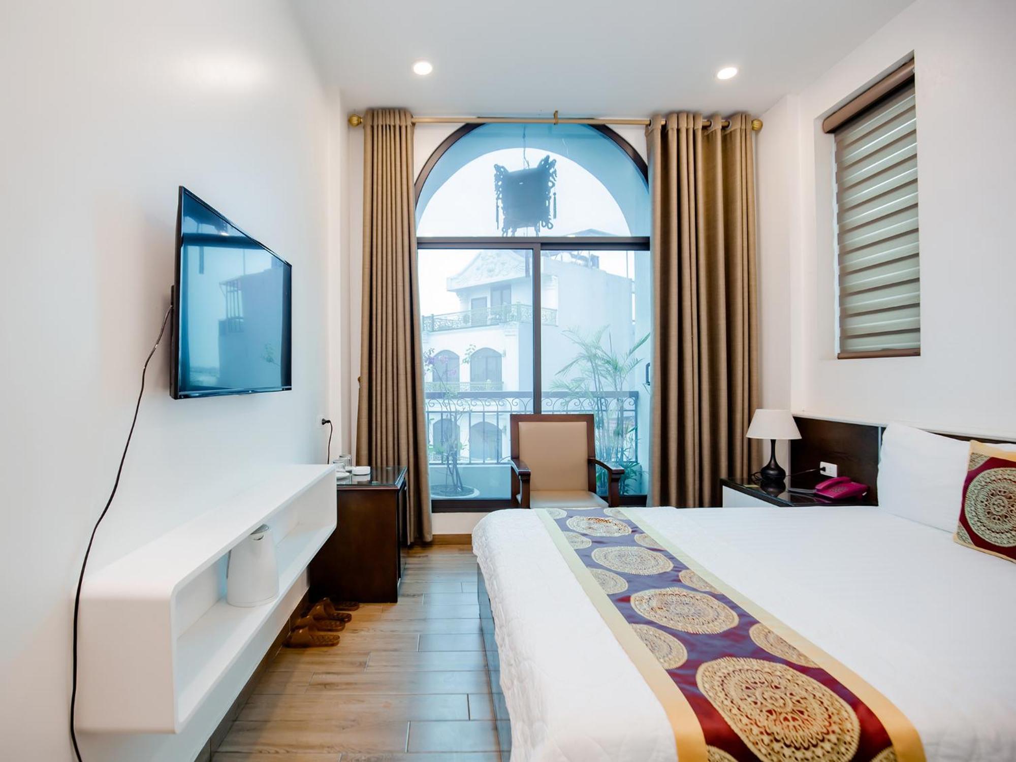 Phuong Nam Luxury Hotel Long Bien * Hanoi