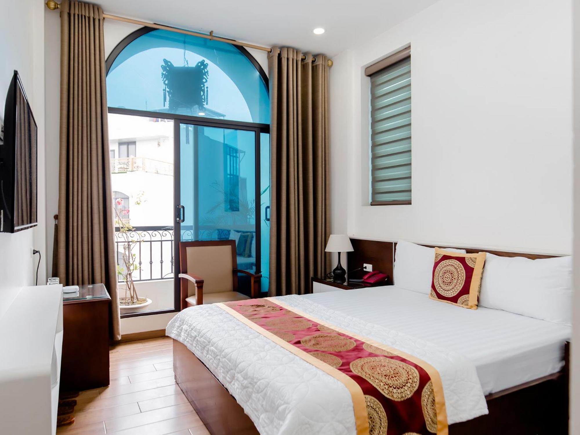 Phuong Nam Luxury Hotel Long Bien * Hanoi
