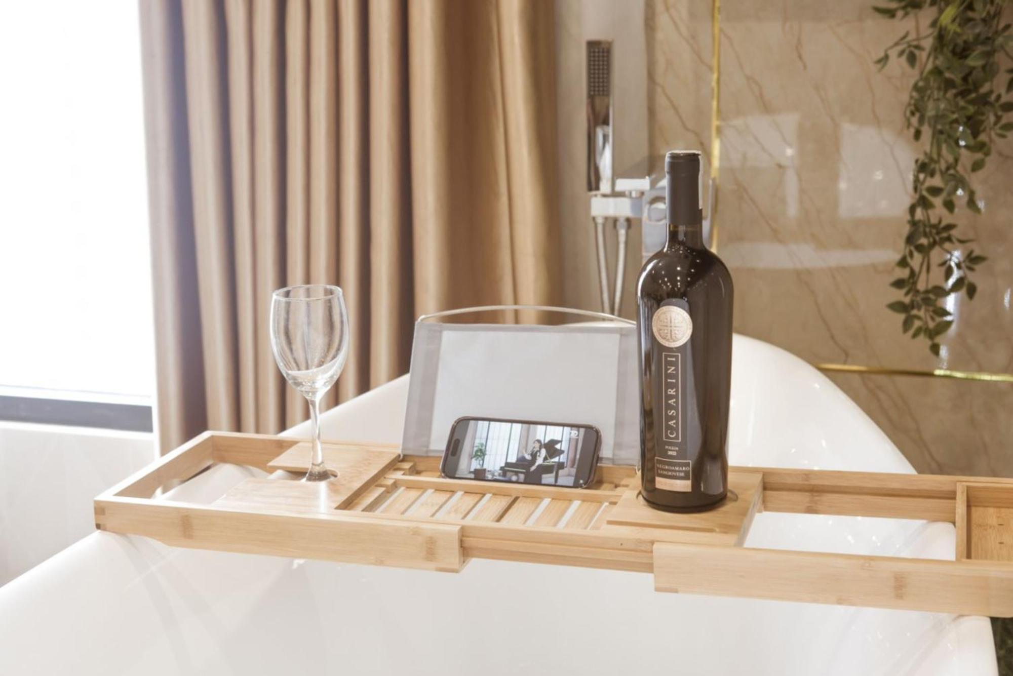 Smart - Vinhomes Tu Liem Ha Noi Apartment *