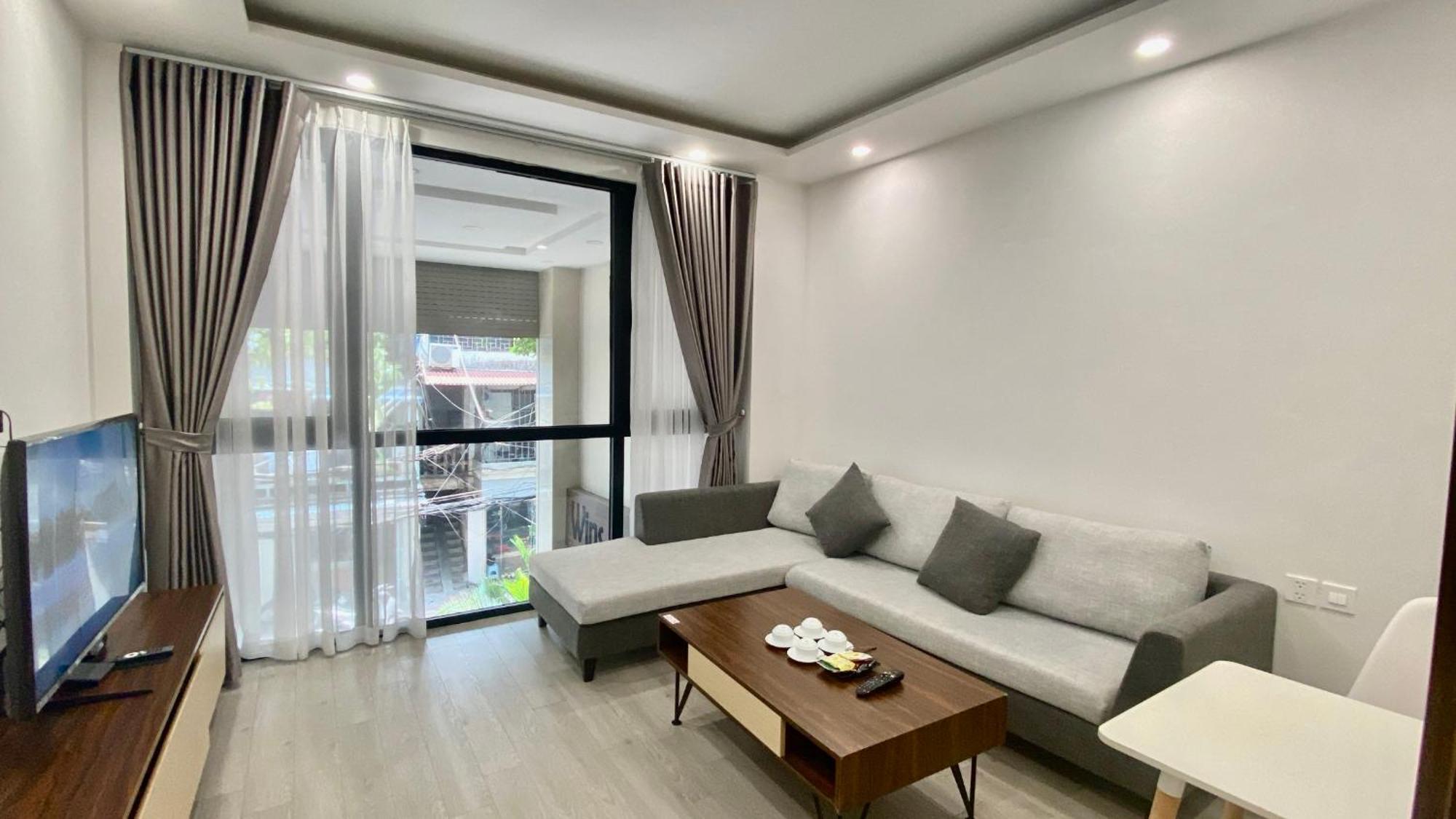 Apartment Wins Hanoi
