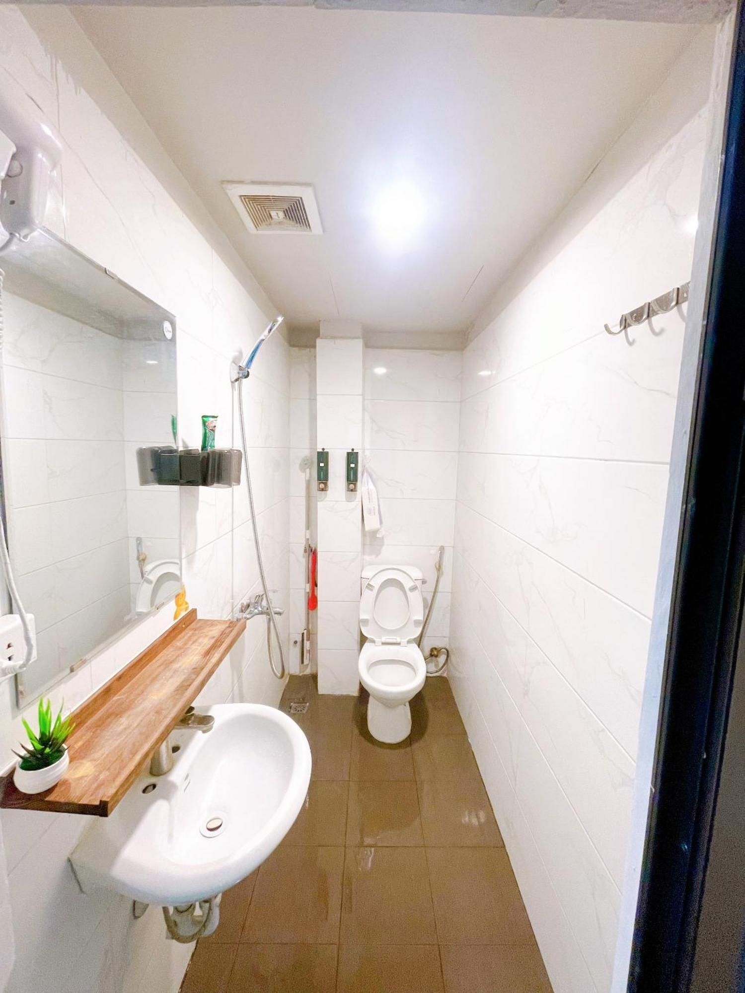 Sushi House 202 Apartment *