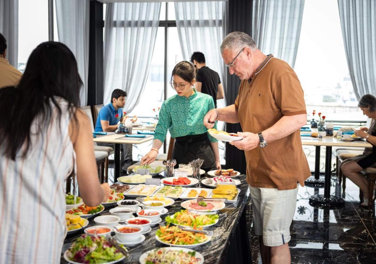 Family Hotel Hanoi