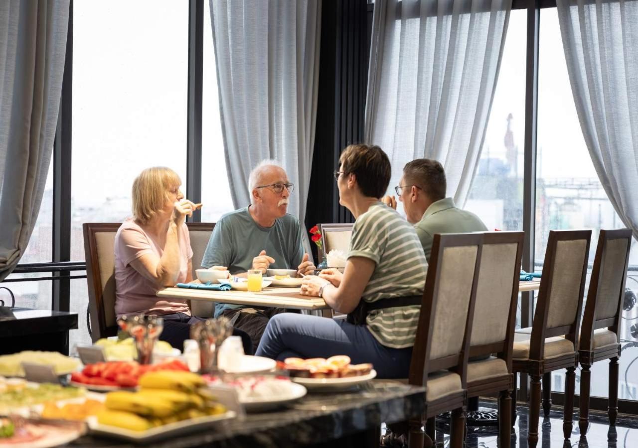 Family Hotel