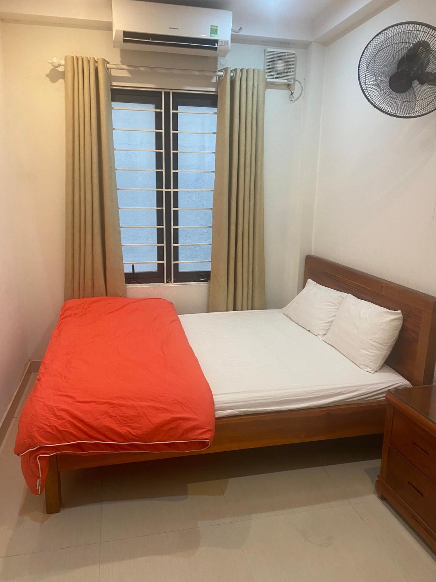 Phong Don Giuong Doi Khep Kin Yen Tinh Guest house *
