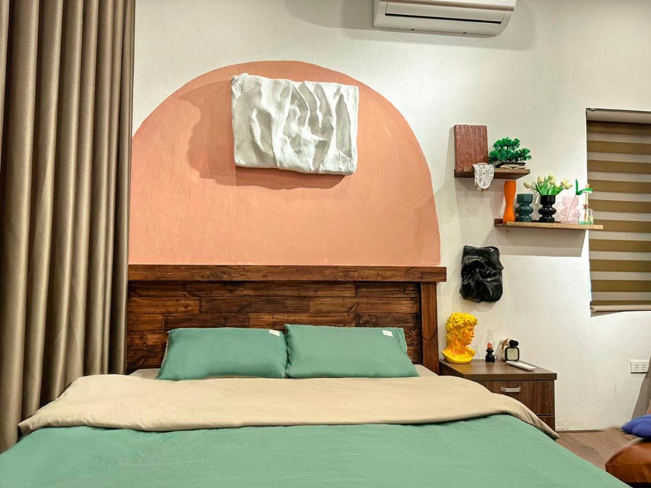 Delightful Amoureux Chua Ha Apartment Hanoi