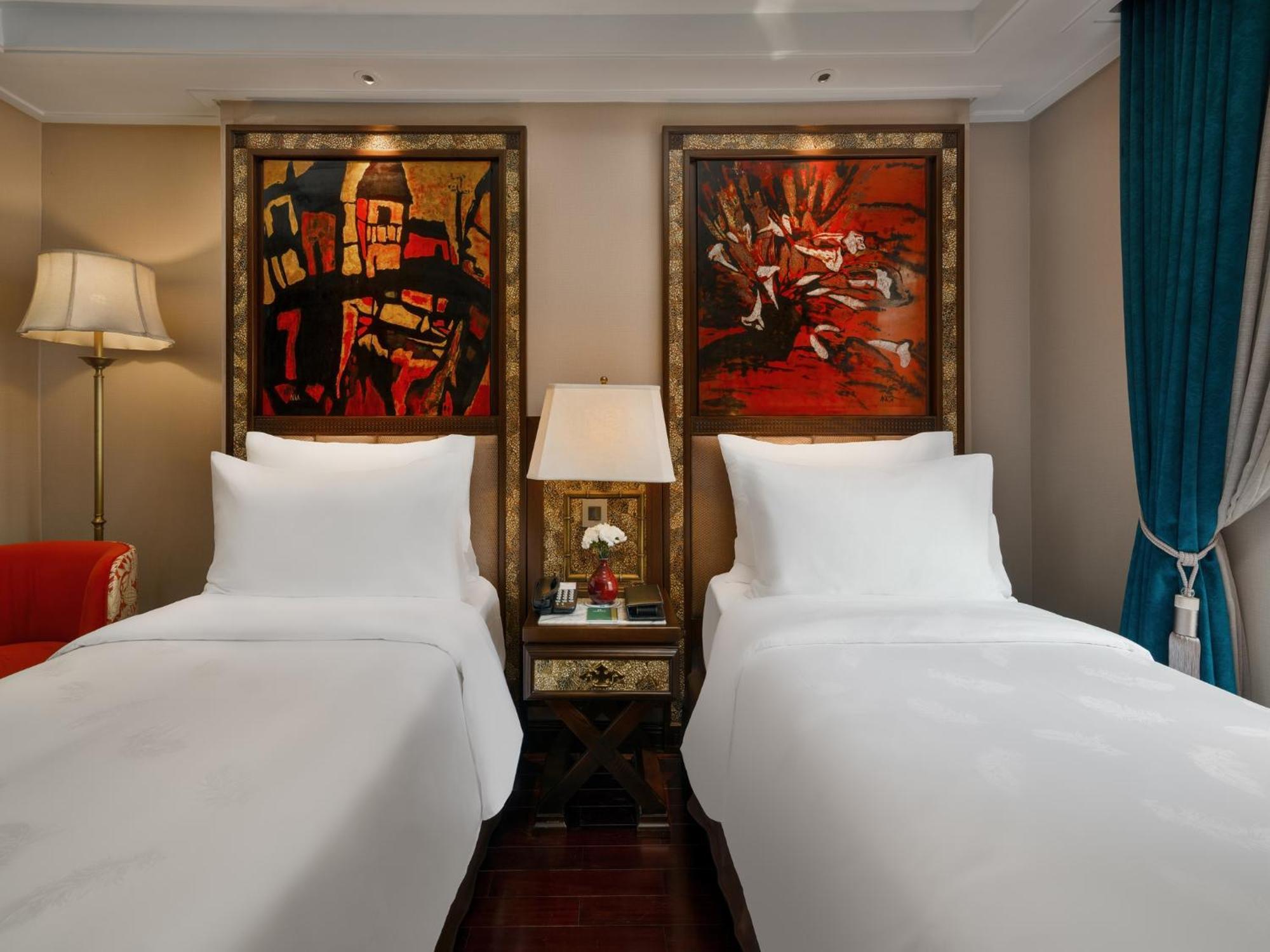Peridot Gallery Classic Hotel 4*