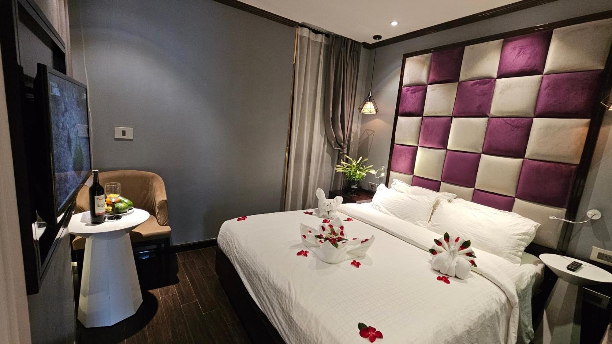 Hotel La Storia 3*