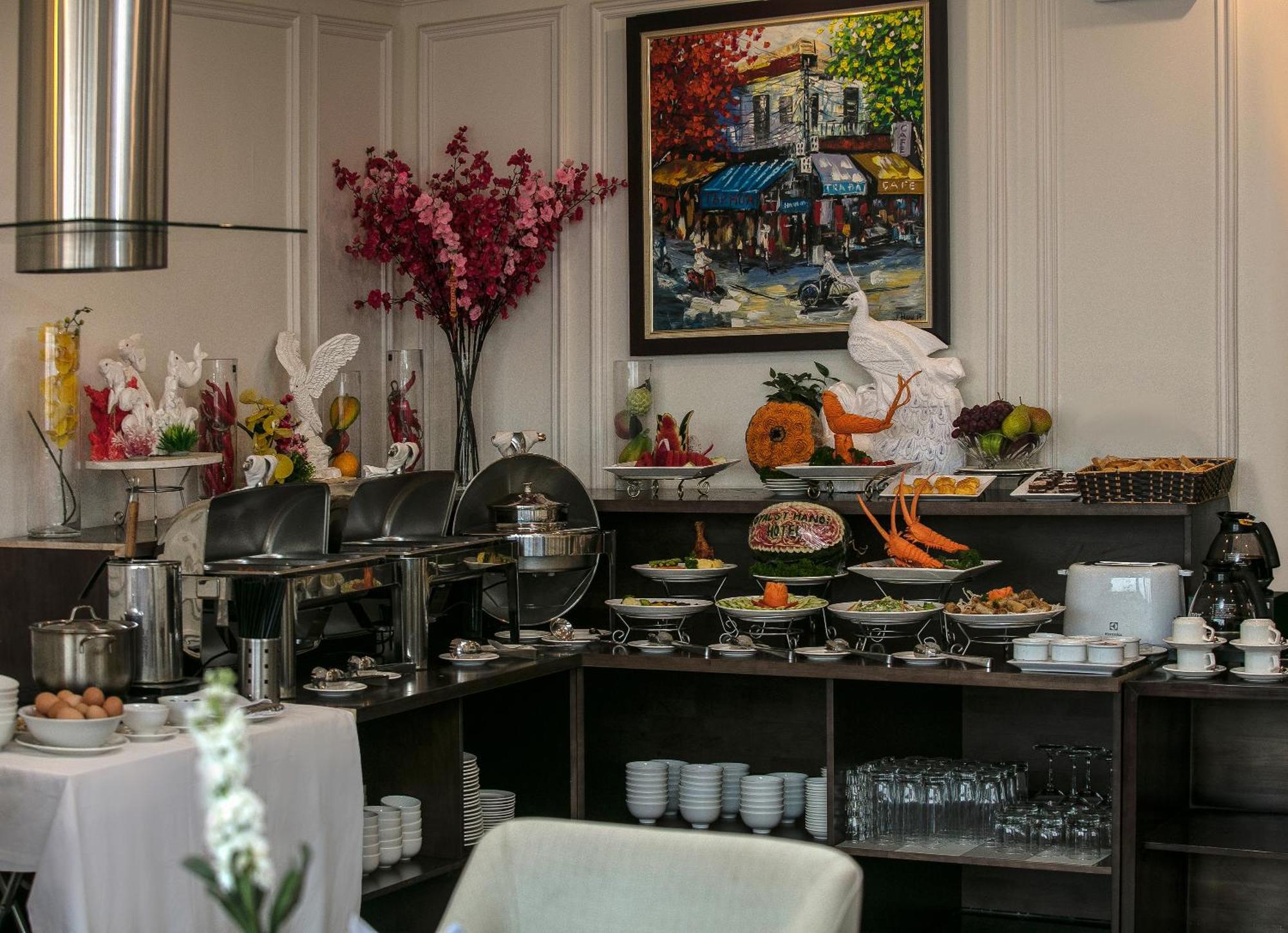 Hotel Royal St 3*