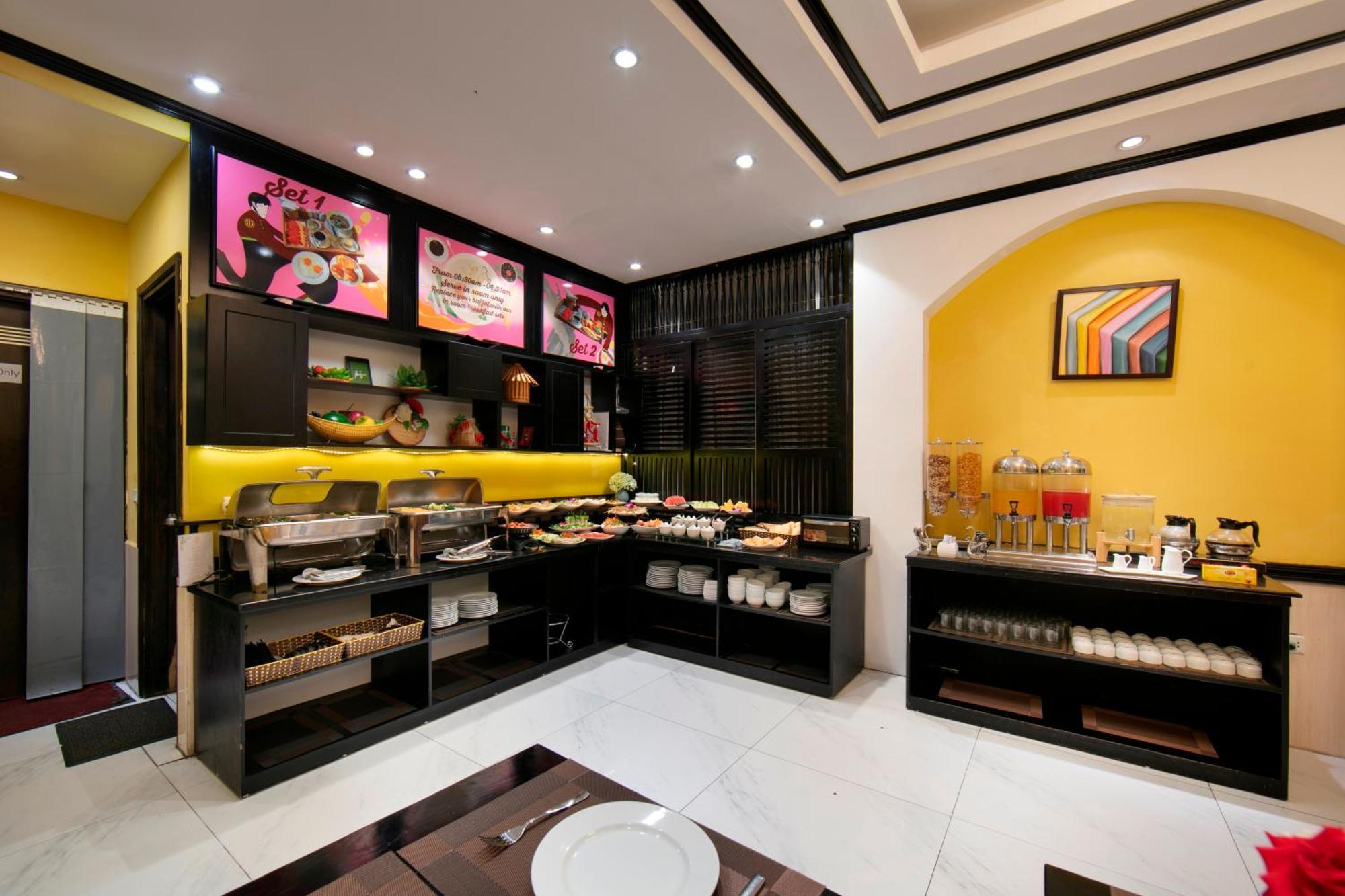 Hotel Harmonia & 4*