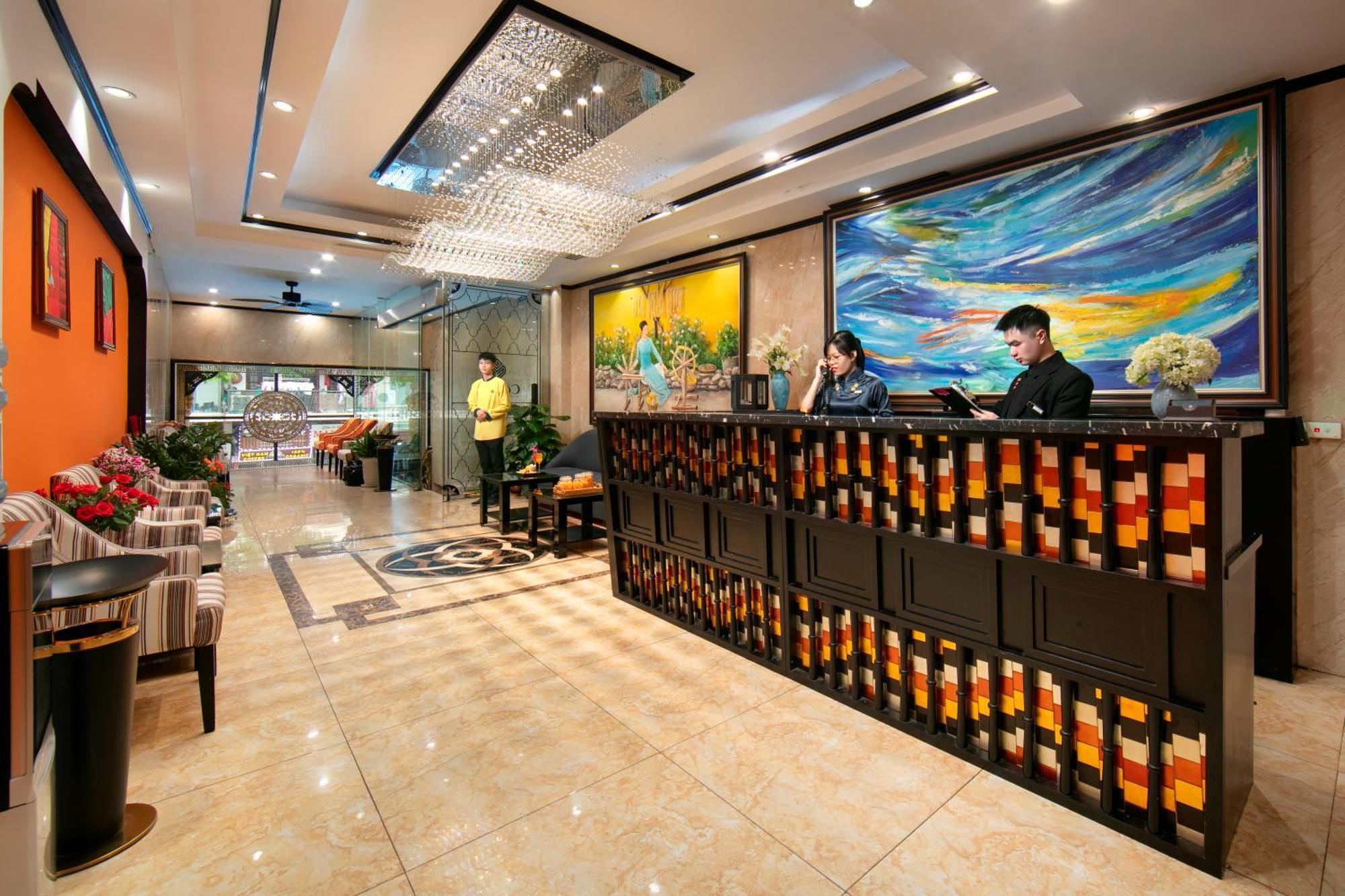 Hotel Harmonia & 4*
