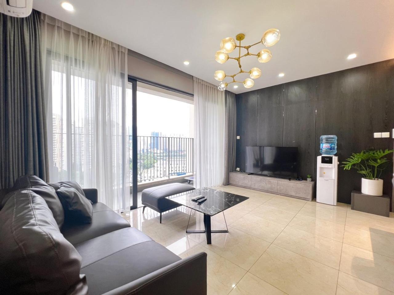Apartment Lilyhome - Vinhomes D'capitale Services *
