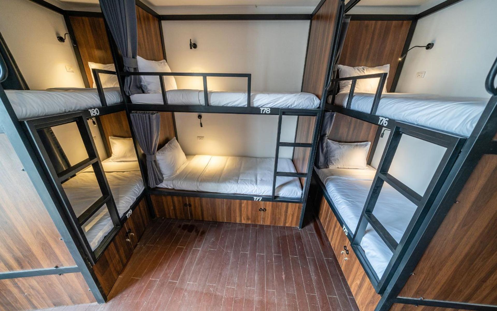 Mad Monkey Hostel