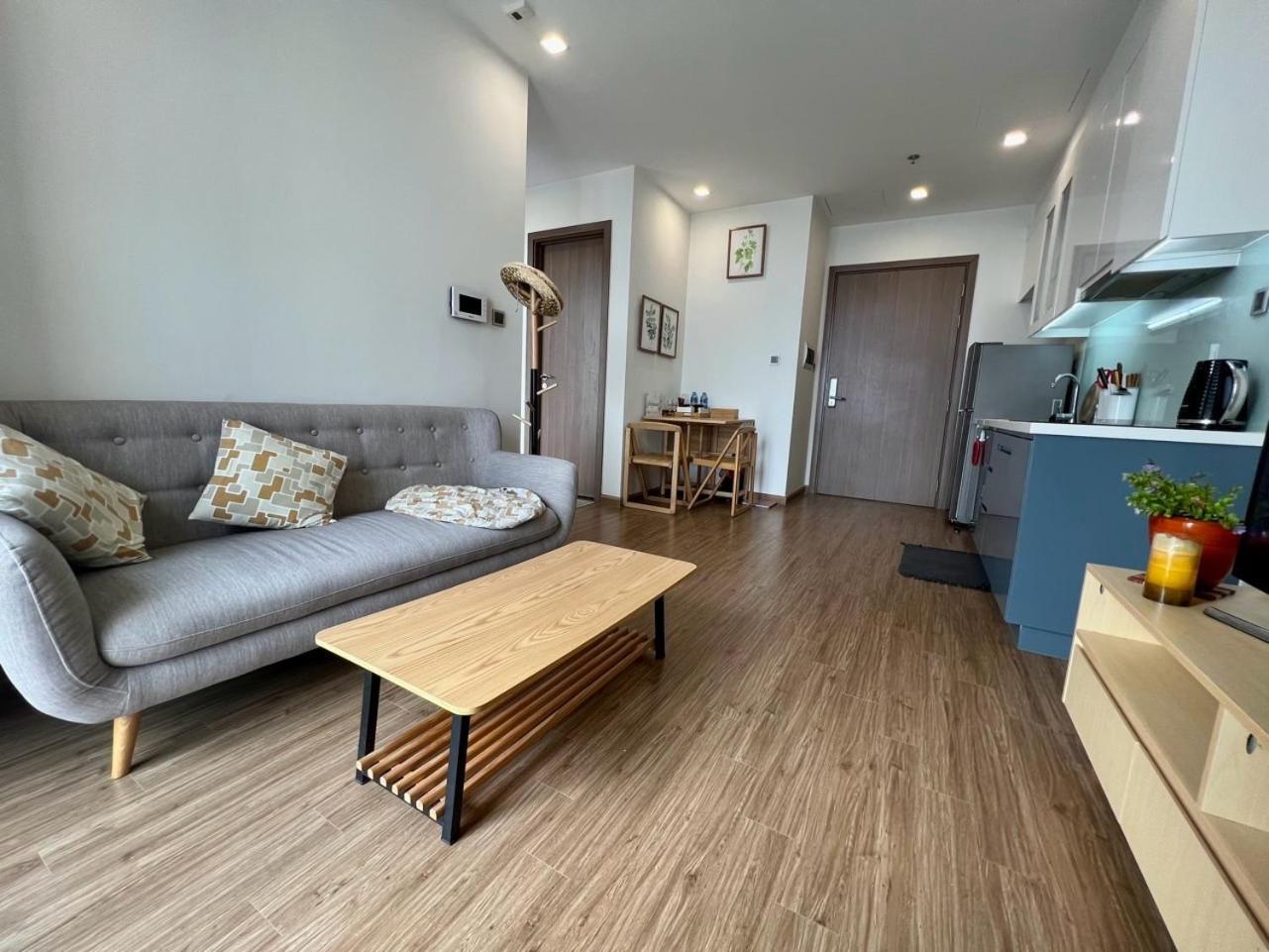 2 Bedrooms In Luxury @vinhomes Bay Ha Noi. Apartment *