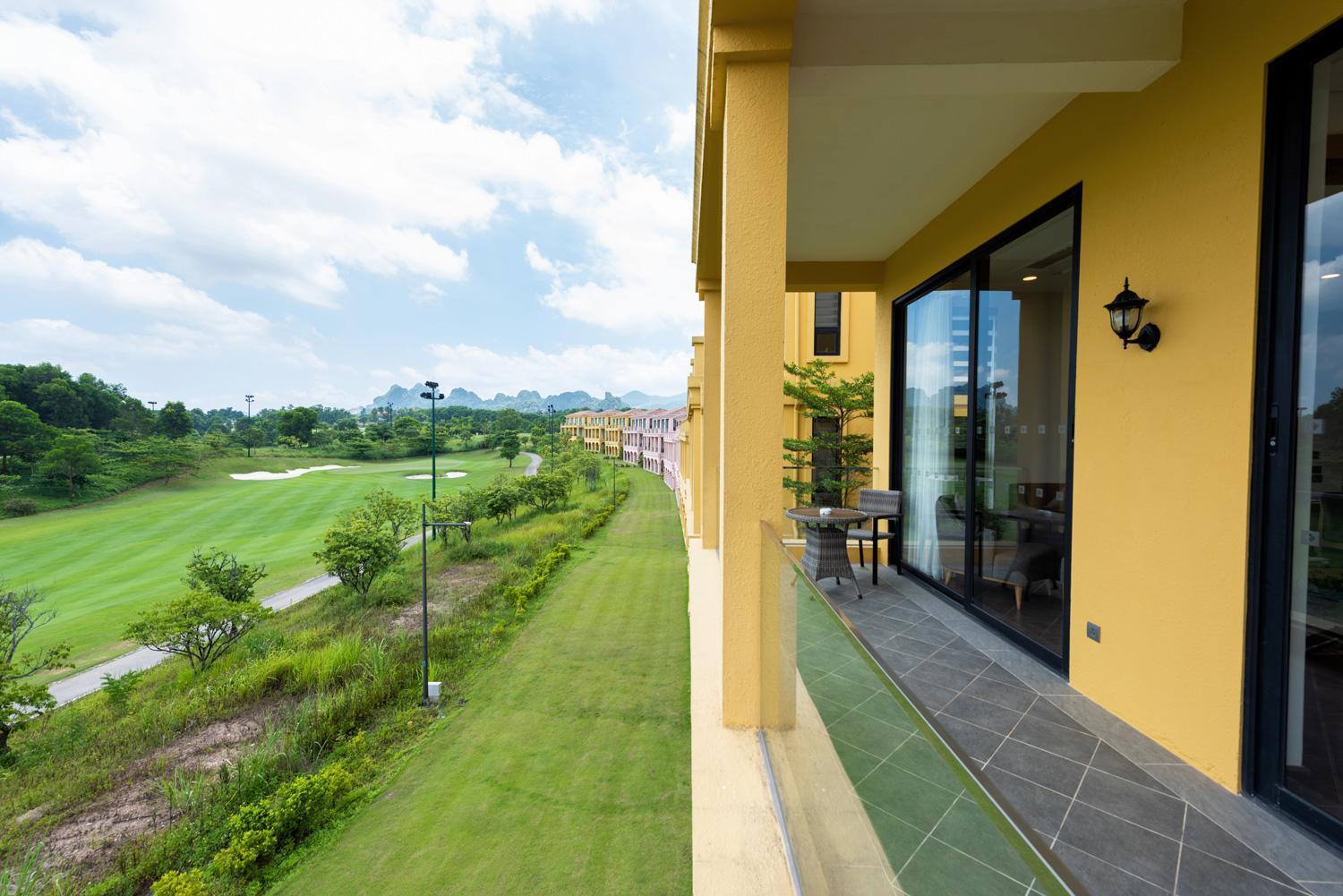 Wyndham Sky And Hotel Hanoi