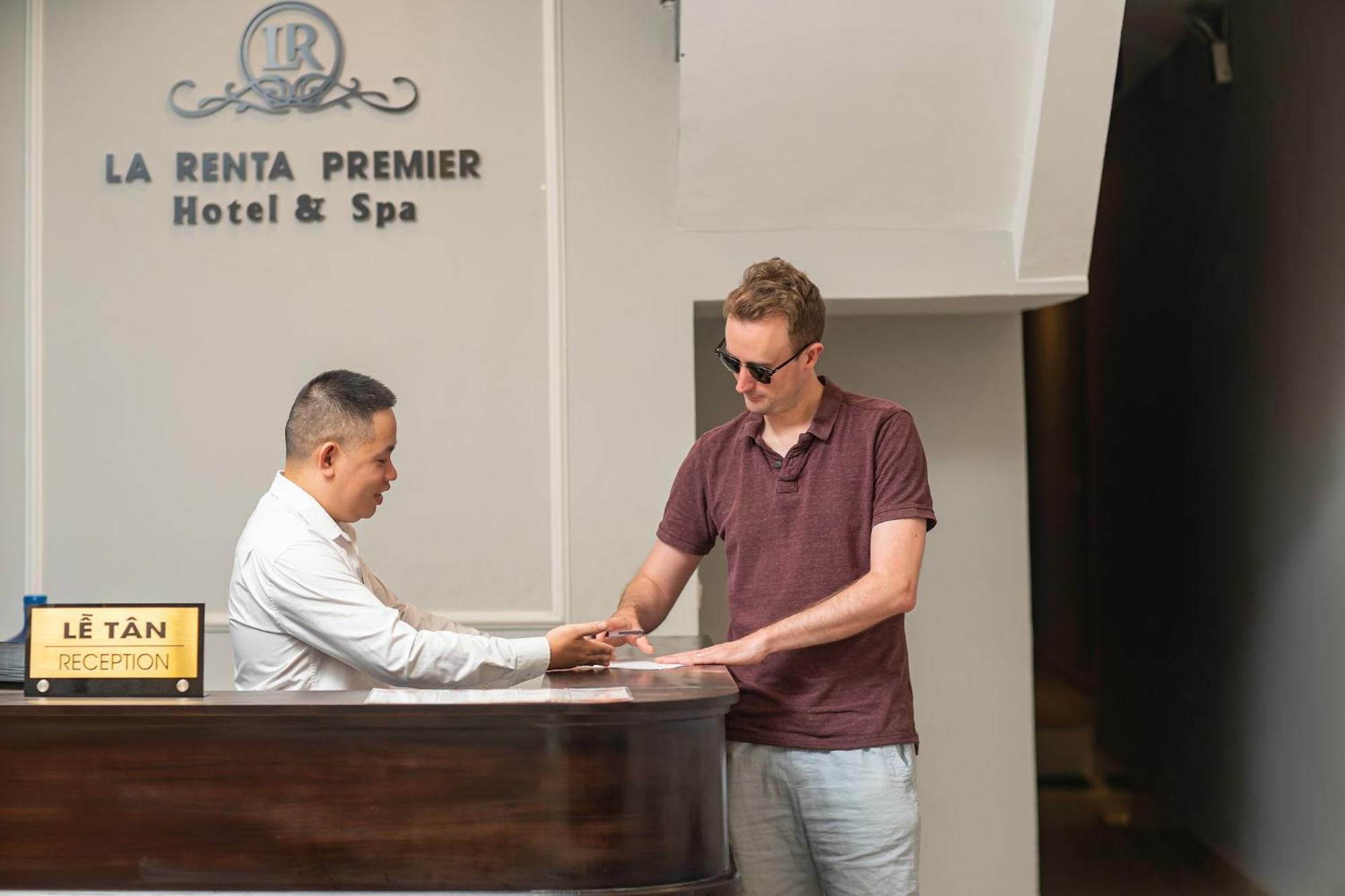 La Renta Premier & Hotel Hanoi