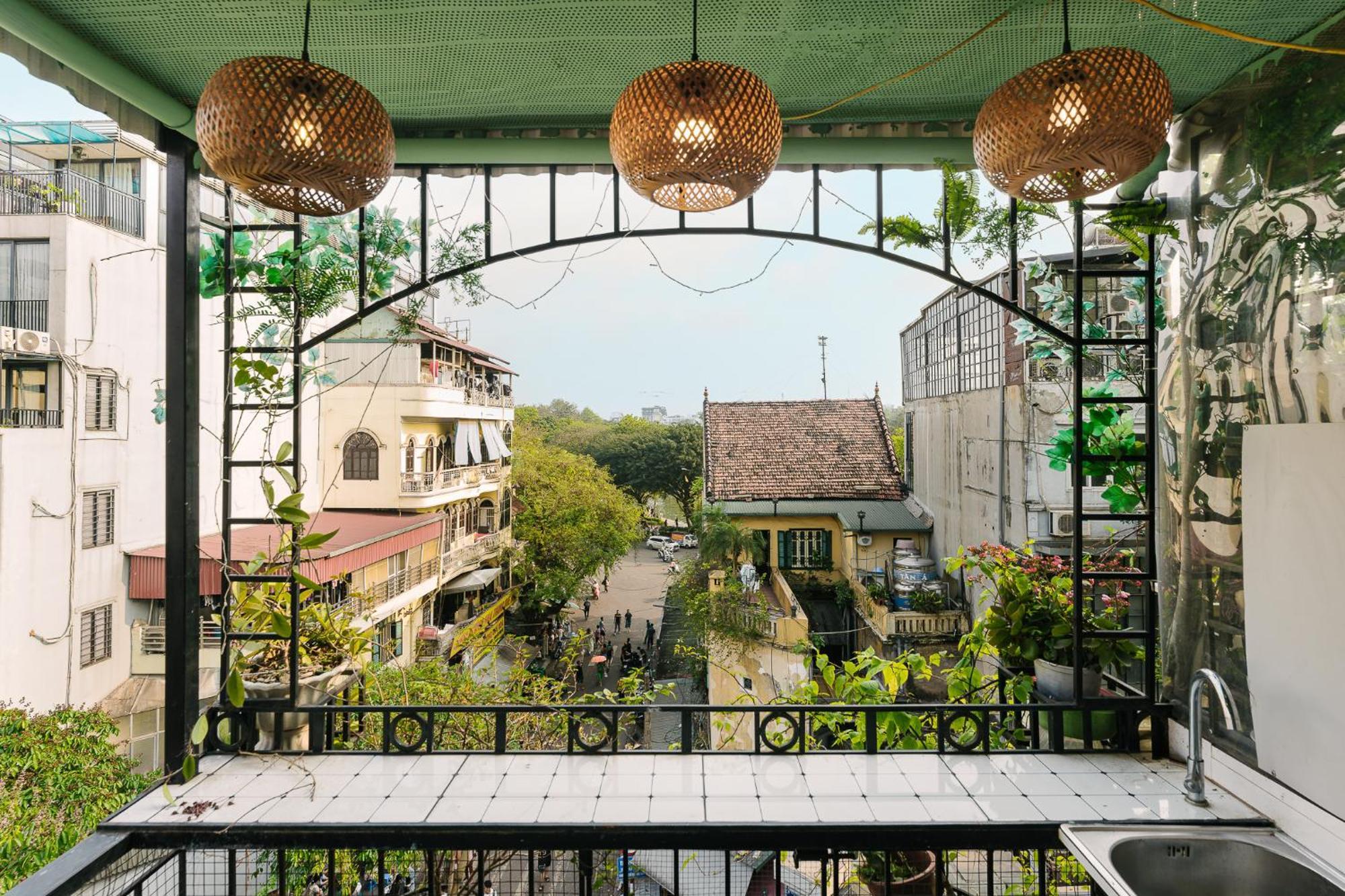 Hanoi-oi Cau Go
