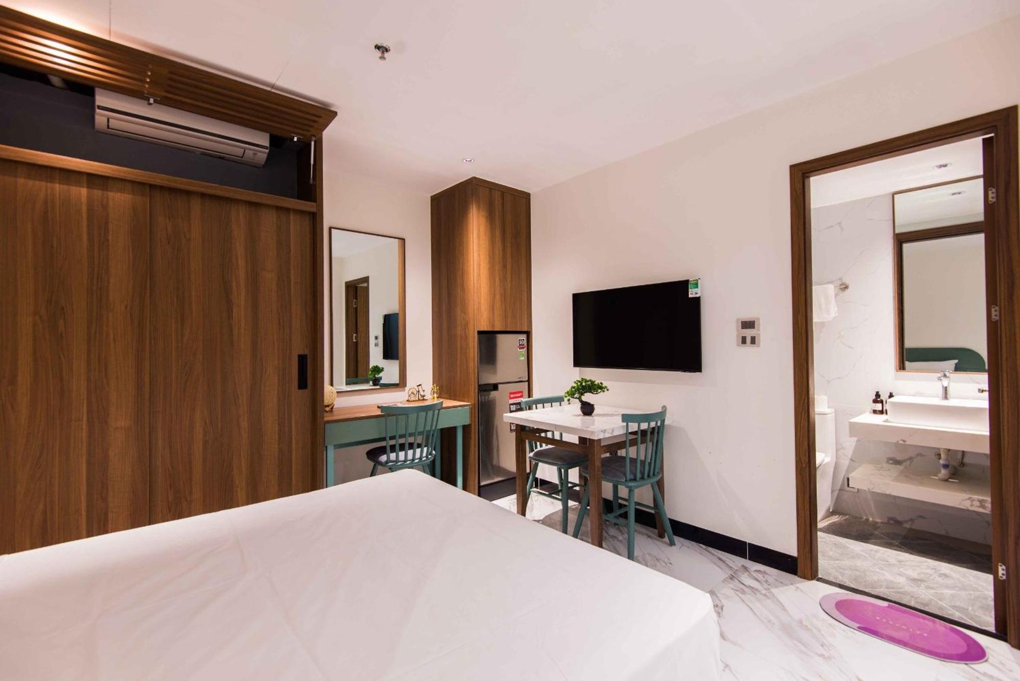 Luxe Paradise Hoang Cau
