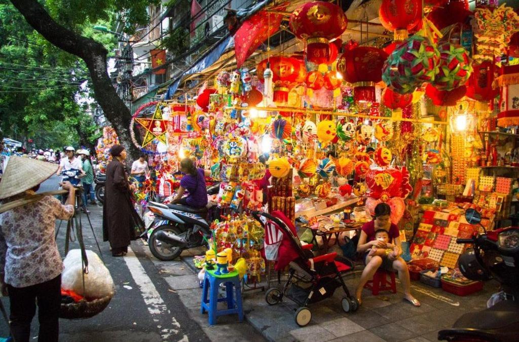 2' To Hoan Kiem - Heart Of Old Quarter - Netflix Apartment *